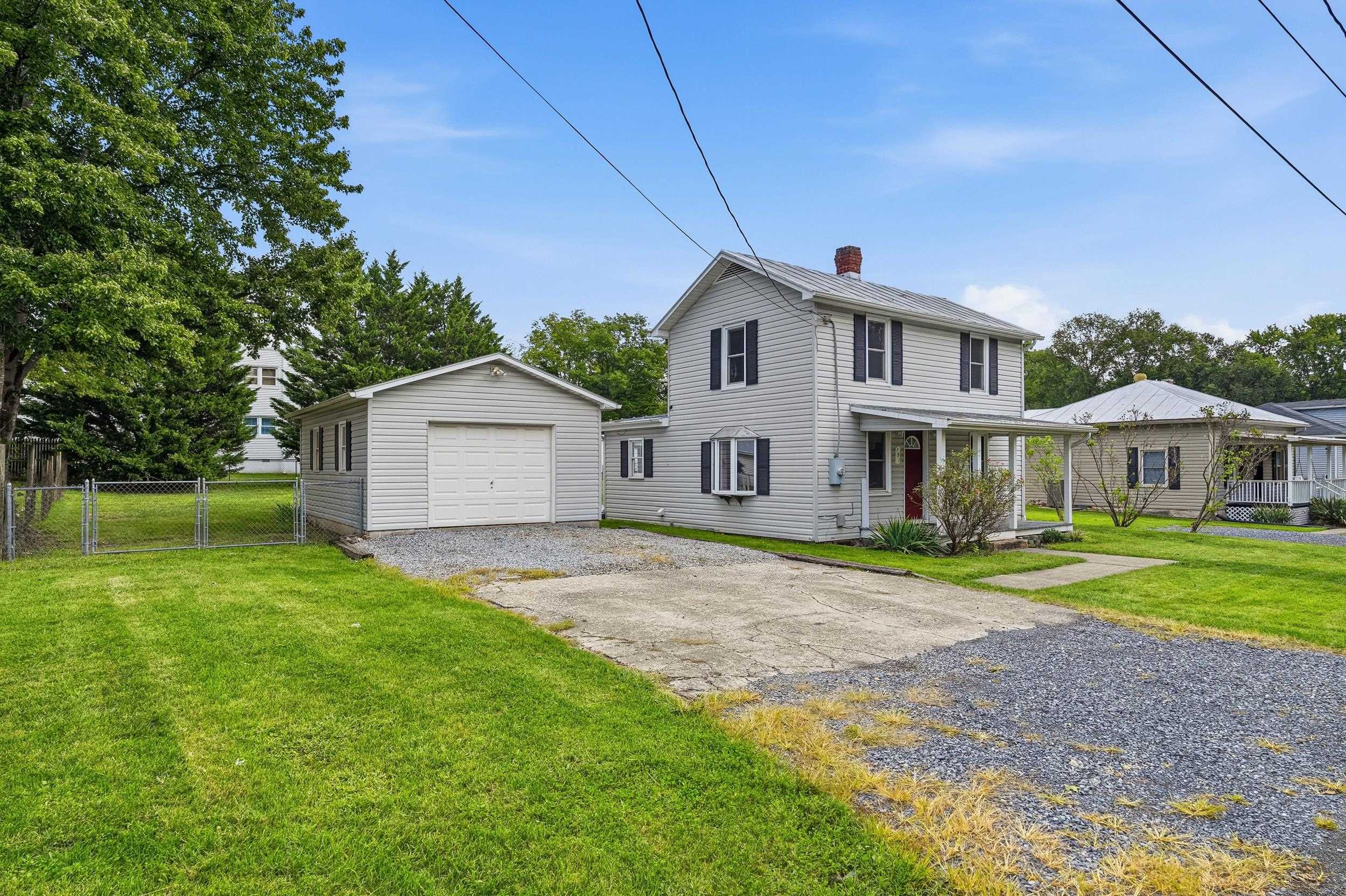 191 GRASSHOPPER LN, MCGAHEYSVILLE, Virginia 22840, 2 Bedrooms Bedrooms, ,1 BathroomBathrooms,Residential,191 GRASSHOPPER LN,681327 MLS # 681327 191 GRASSHOPPER LN, MCGAHEYSVILLE, Virginia 22840, 2 Bedrooms Bedrooms, ,1 BathroomBathrooms,Residential,191 GRASSHOPPER LN,681327 MLS # 681327