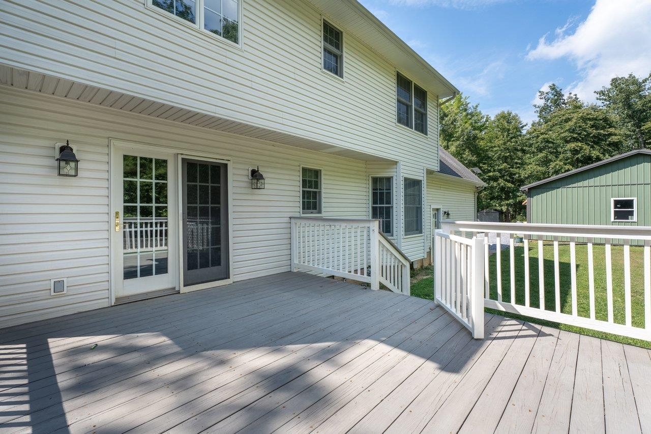 19806 HUCKLEBERRY RD, ELKTON, Virginia 22827, 3 Bedrooms Bedrooms, ,2 BathroomsBathrooms,Residential,19806 HUCKLEBERRY RD,681336 MLS # 681336