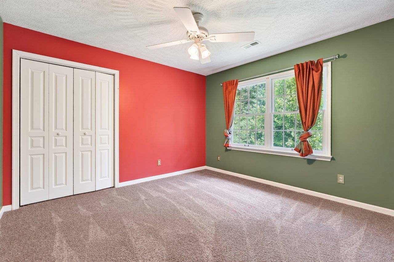 19806 HUCKLEBERRY RD, ELKTON, Virginia 22827, 3 Bedrooms Bedrooms, ,2 BathroomsBathrooms,Residential,19806 HUCKLEBERRY RD,681336 MLS # 681336