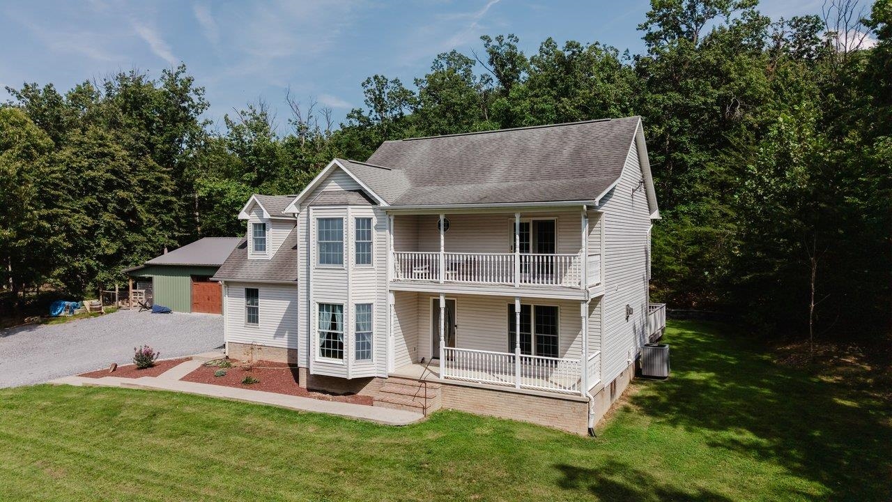 19806 HUCKLEBERRY RD, ELKTON, Virginia 22827, 3 Bedrooms Bedrooms, ,2 BathroomsBathrooms,Residential,19806 HUCKLEBERRY RD,681336 MLS # 681336