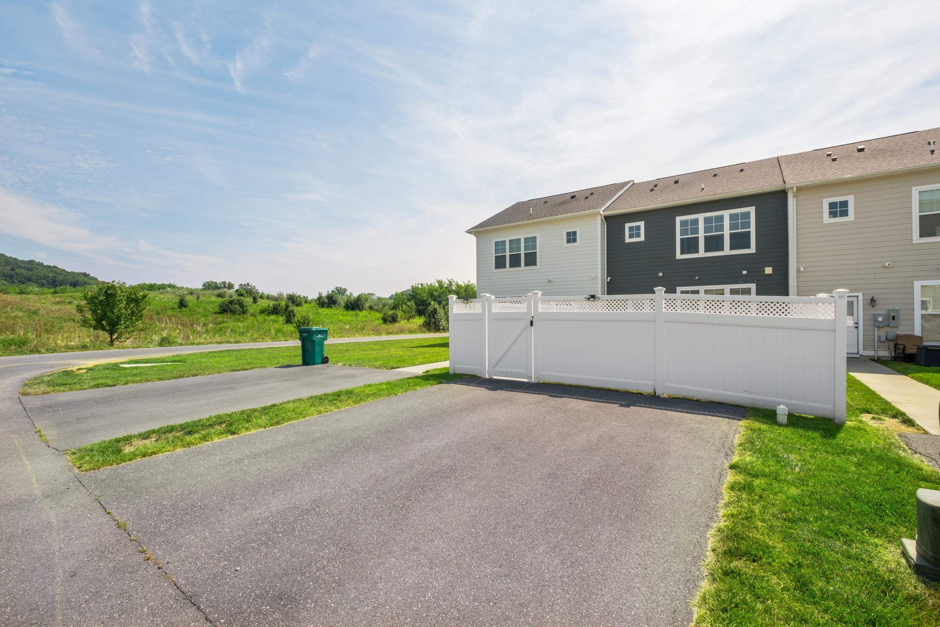 3247 BATTERY PARK PL, ROCKINGHAM, Virginia 22801, 3 Bedrooms Bedrooms, ,2 BathroomsBathrooms,Residential,3247 BATTERY PARK PL,681337 MLS # 681337