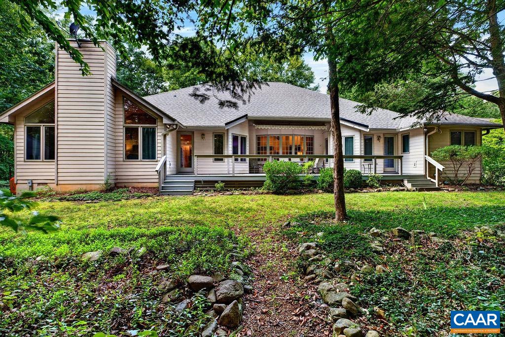 385 WOOD NETTLE LN, NELLYSFORD, Virginia 22958, 3 Bedrooms Bedrooms, ,2 BathroomsBathrooms,Residential,385 WOOD NETTLE LN,681345 MLS # 681345