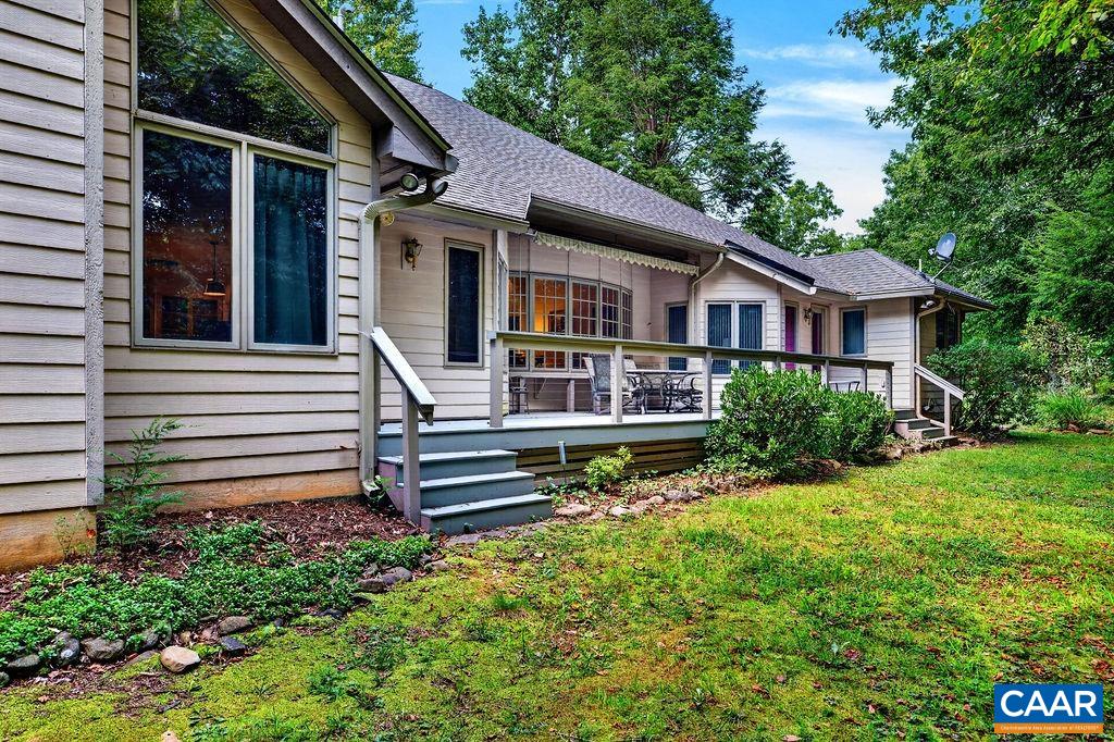 385 WOOD NETTLE LN, NELLYSFORD, Virginia 22958, 3 Bedrooms Bedrooms, ,2 BathroomsBathrooms,Residential,385 WOOD NETTLE LN,681345 MLS # 681345