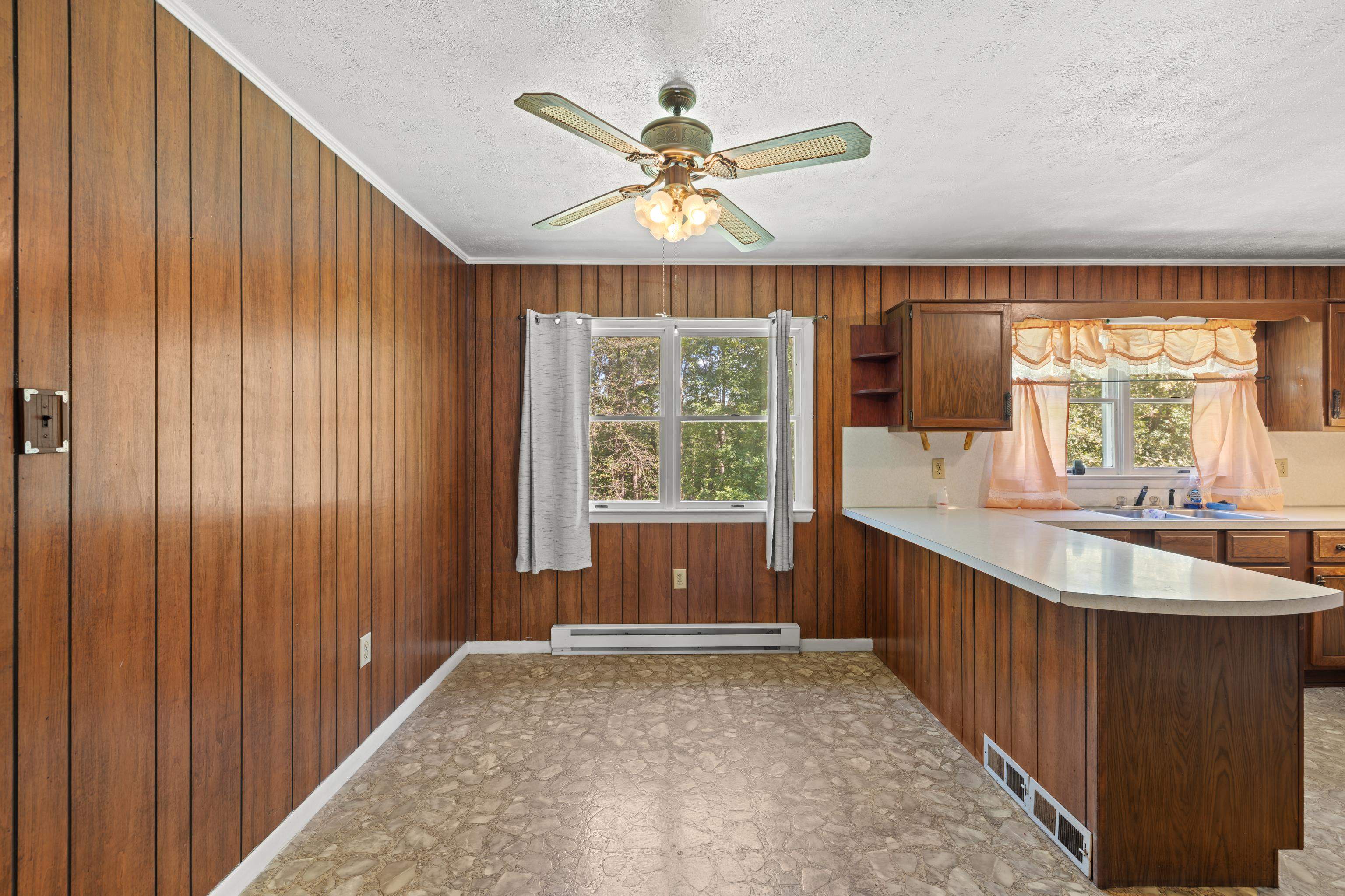 5023 SMITH CREEK RD, NEW MARKET, Virginia 22844, 3 Bedrooms Bedrooms, ,1 BathroomBathrooms,Residential,5023 SMITH CREEK RD,681346 MLS # 681346 5023 SMITH CREEK RD, NEW MARKET, Virginia 22844, 3 Bedrooms Bedrooms, ,1 BathroomBathrooms,Residential,5023 SMITH CREEK RD,681346 MLS # 681346