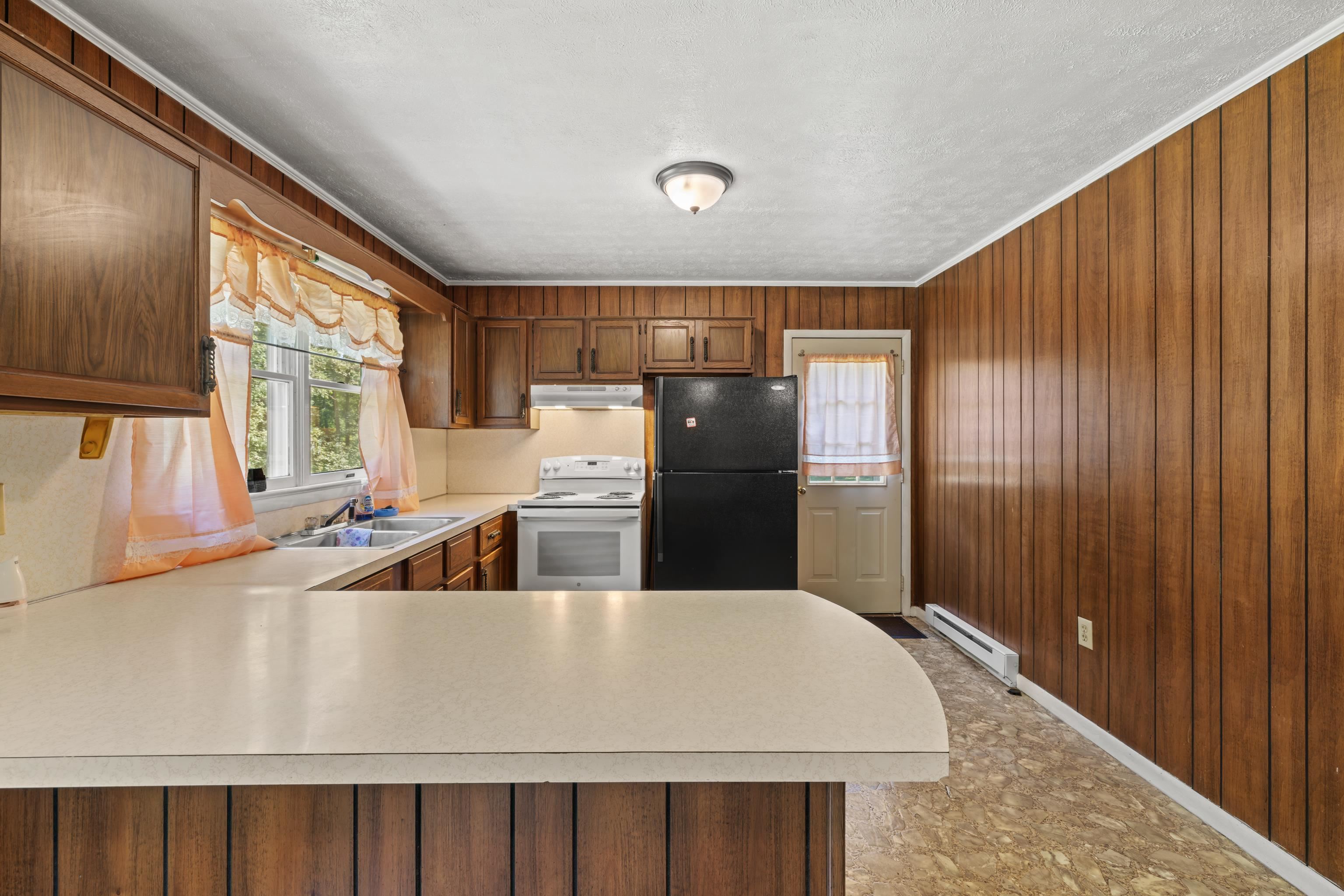 5023 SMITH CREEK RD, NEW MARKET, Virginia 22844, 3 Bedrooms Bedrooms, ,1 BathroomBathrooms,Residential,5023 SMITH CREEK RD,681346 MLS # 681346 5023 SMITH CREEK RD, NEW MARKET, Virginia 22844, 3 Bedrooms Bedrooms, ,1 BathroomBathrooms,Residential,5023 SMITH CREEK RD,681346 MLS # 681346