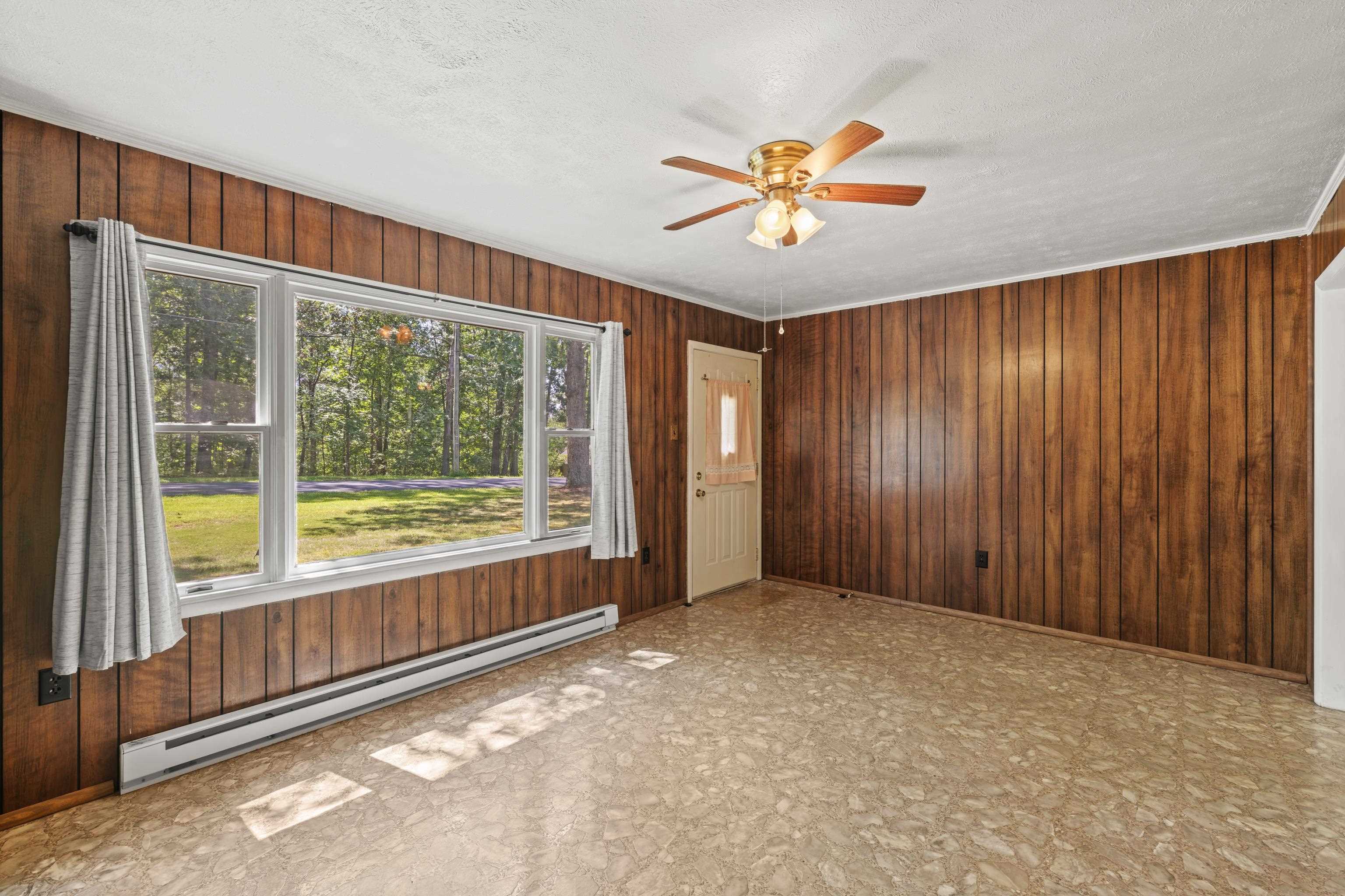 5023 SMITH CREEK RD, NEW MARKET, Virginia 22844, 3 Bedrooms Bedrooms, ,1 BathroomBathrooms,Residential,5023 SMITH CREEK RD,681346 MLS # 681346 5023 SMITH CREEK RD, NEW MARKET, Virginia 22844, 3 Bedrooms Bedrooms, ,1 BathroomBathrooms,Residential,5023 SMITH CREEK RD,681346 MLS # 681346