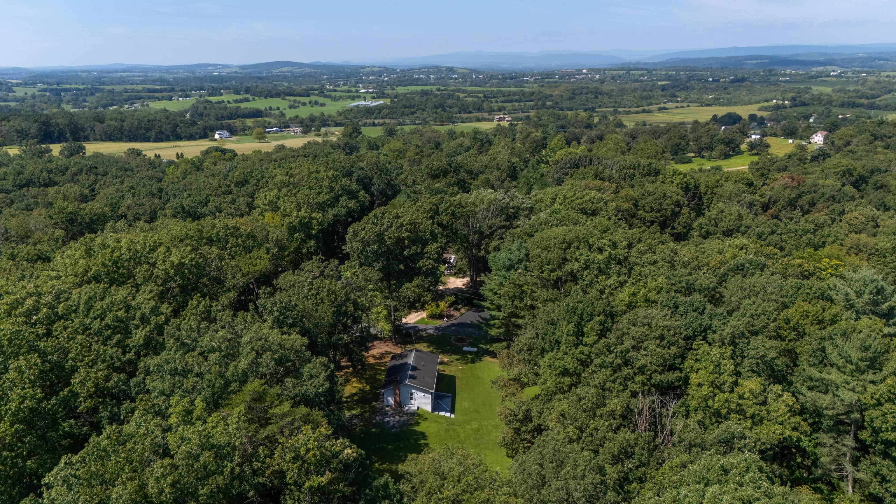 5023 SMITH CREEK RD, NEW MARKET, Virginia 22844, 3 Bedrooms Bedrooms, ,1 BathroomBathrooms,Residential,5023 SMITH CREEK RD,681346 MLS # 681346 5023 SMITH CREEK RD, NEW MARKET, Virginia 22844, 3 Bedrooms Bedrooms, ,1 BathroomBathrooms,Residential,5023 SMITH CREEK RD,681346 MLS # 681346