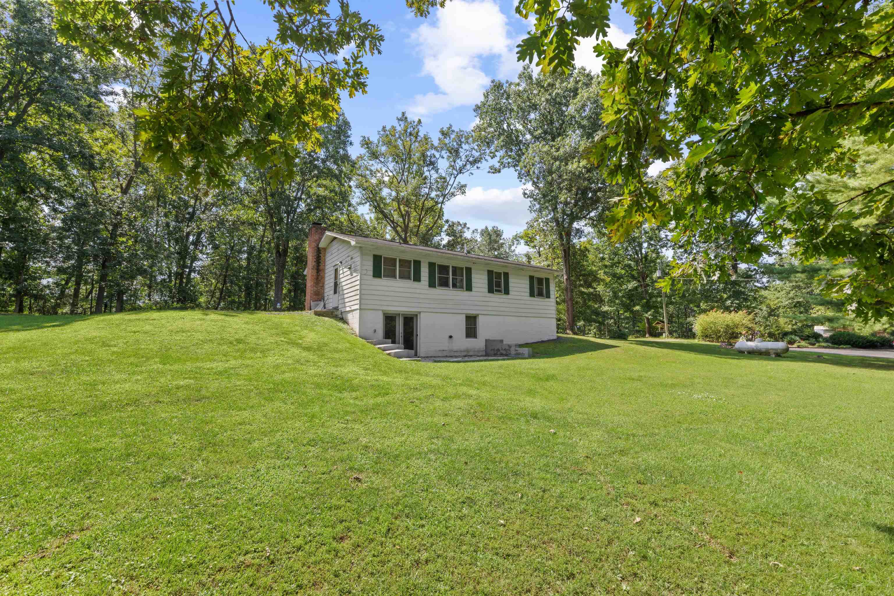 5023 SMITH CREEK RD, NEW MARKET, Virginia 22844, 3 Bedrooms Bedrooms, ,1 BathroomBathrooms,Residential,5023 SMITH CREEK RD,681346 MLS # 681346 5023 SMITH CREEK RD, NEW MARKET, Virginia 22844, 3 Bedrooms Bedrooms, ,1 BathroomBathrooms,Residential,5023 SMITH CREEK RD,681346 MLS # 681346