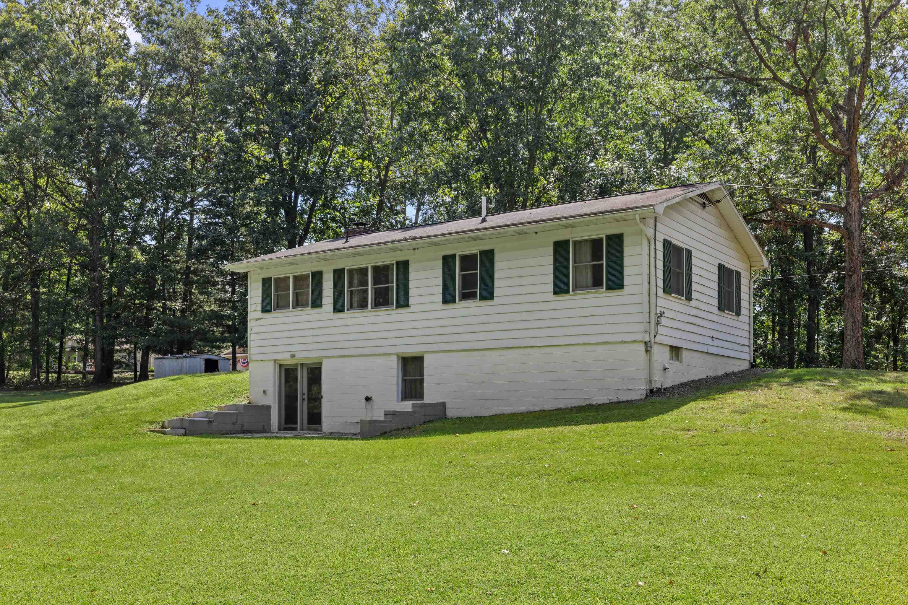 5023 SMITH CREEK RD, NEW MARKET, Virginia 22844, 3 Bedrooms Bedrooms, ,1 BathroomBathrooms,Residential,5023 SMITH CREEK RD,681346 MLS # 681346 5023 SMITH CREEK RD, NEW MARKET, Virginia 22844, 3 Bedrooms Bedrooms, ,1 BathroomBathrooms,Residential,5023 SMITH CREEK RD,681346 MLS # 681346