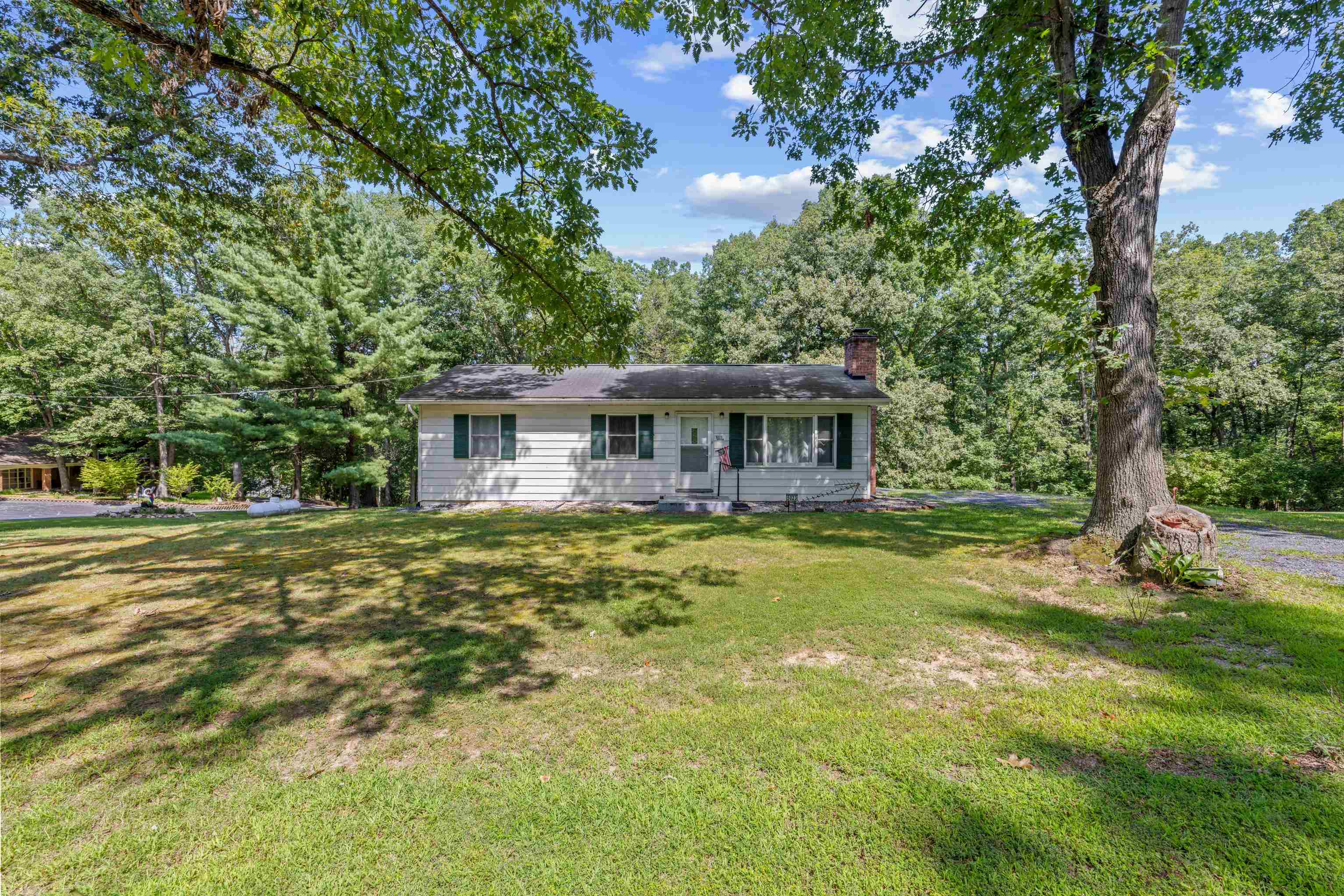 5023 SMITH CREEK RD, NEW MARKET, Virginia 22844, 3 Bedrooms Bedrooms, ,1 BathroomBathrooms,Residential,5023 SMITH CREEK RD,681346 MLS # 681346 5023 SMITH CREEK RD, NEW MARKET, Virginia 22844, 3 Bedrooms Bedrooms, ,1 BathroomBathrooms,Residential,5023 SMITH CREEK RD,681346 MLS # 681346