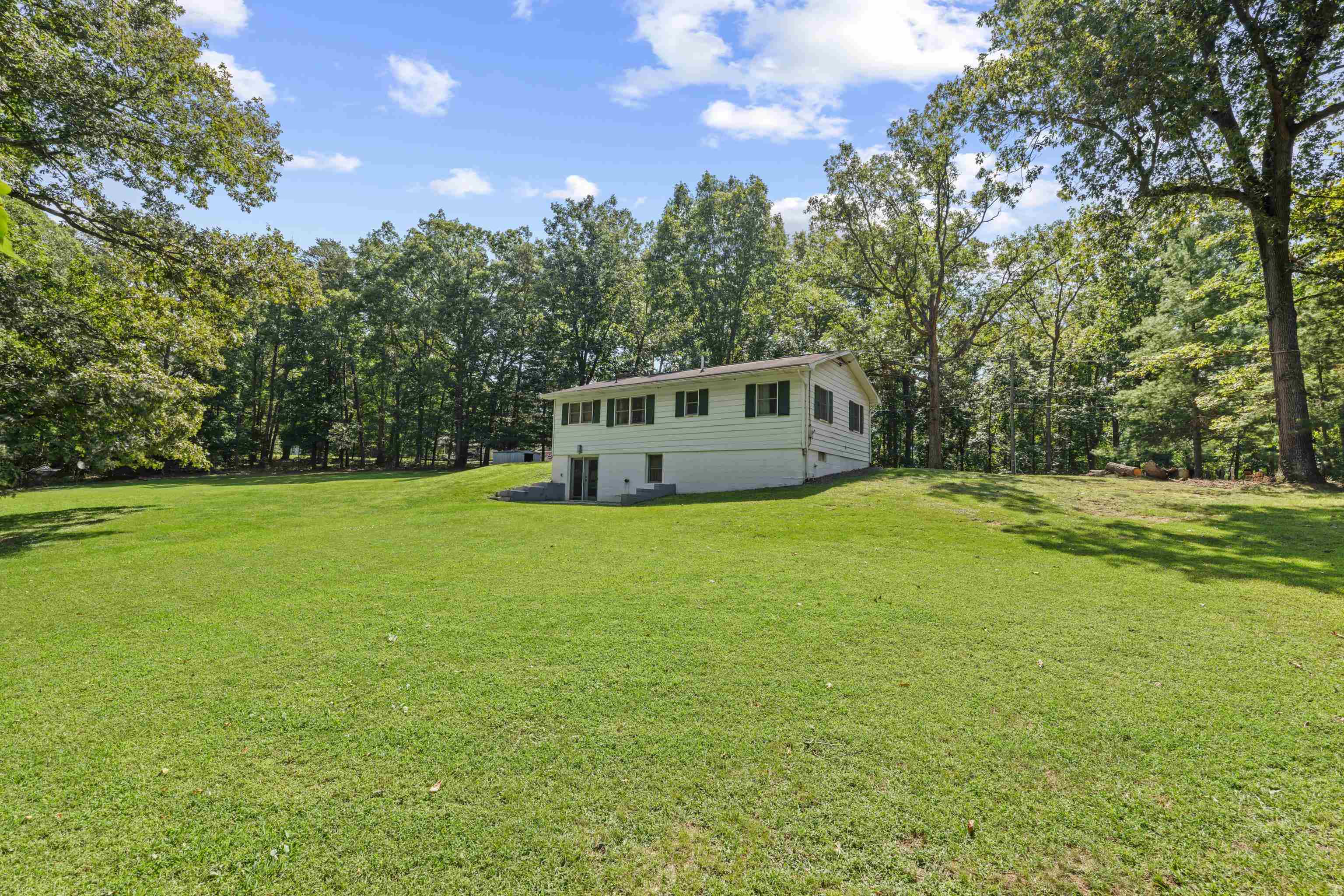 5023 SMITH CREEK RD, NEW MARKET, Virginia 22844, 3 Bedrooms Bedrooms, ,1 BathroomBathrooms,Residential,5023 SMITH CREEK RD,681346 MLS # 681346 5023 SMITH CREEK RD, NEW MARKET, Virginia 22844, 3 Bedrooms Bedrooms, ,1 BathroomBathrooms,Residential,5023 SMITH CREEK RD,681346 MLS # 681346
