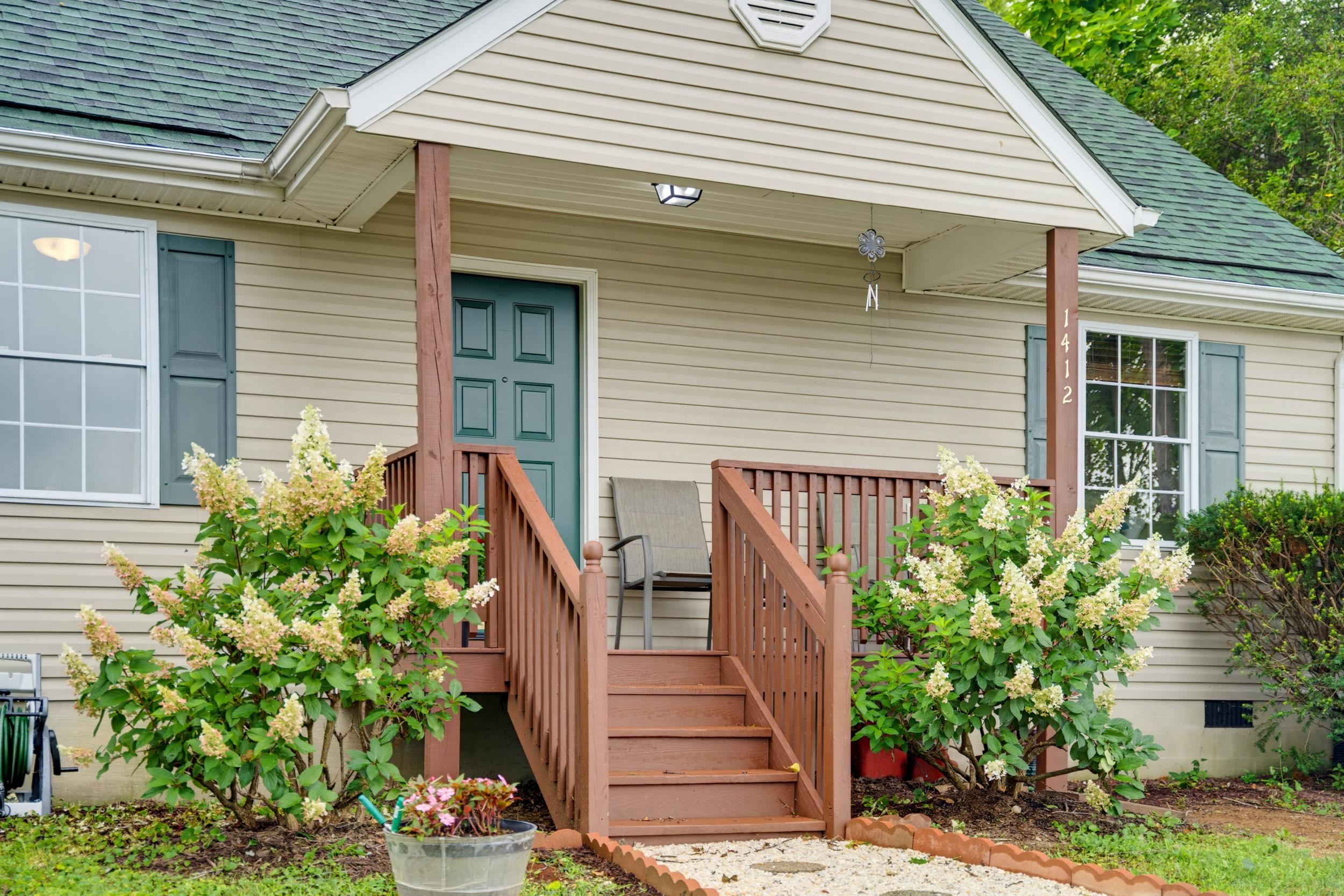 1412 C ST, WAYNESBORO, Virginia 22980, 4 Bedrooms Bedrooms, ,2 BathroomsBathrooms,Residential,1412 C ST,681348 MLS # 681348 1412 C ST, WAYNESBORO, Virginia 22980, 4 Bedrooms Bedrooms, ,2 BathroomsBathrooms,Residential,1412 C ST,681348 MLS # 681348