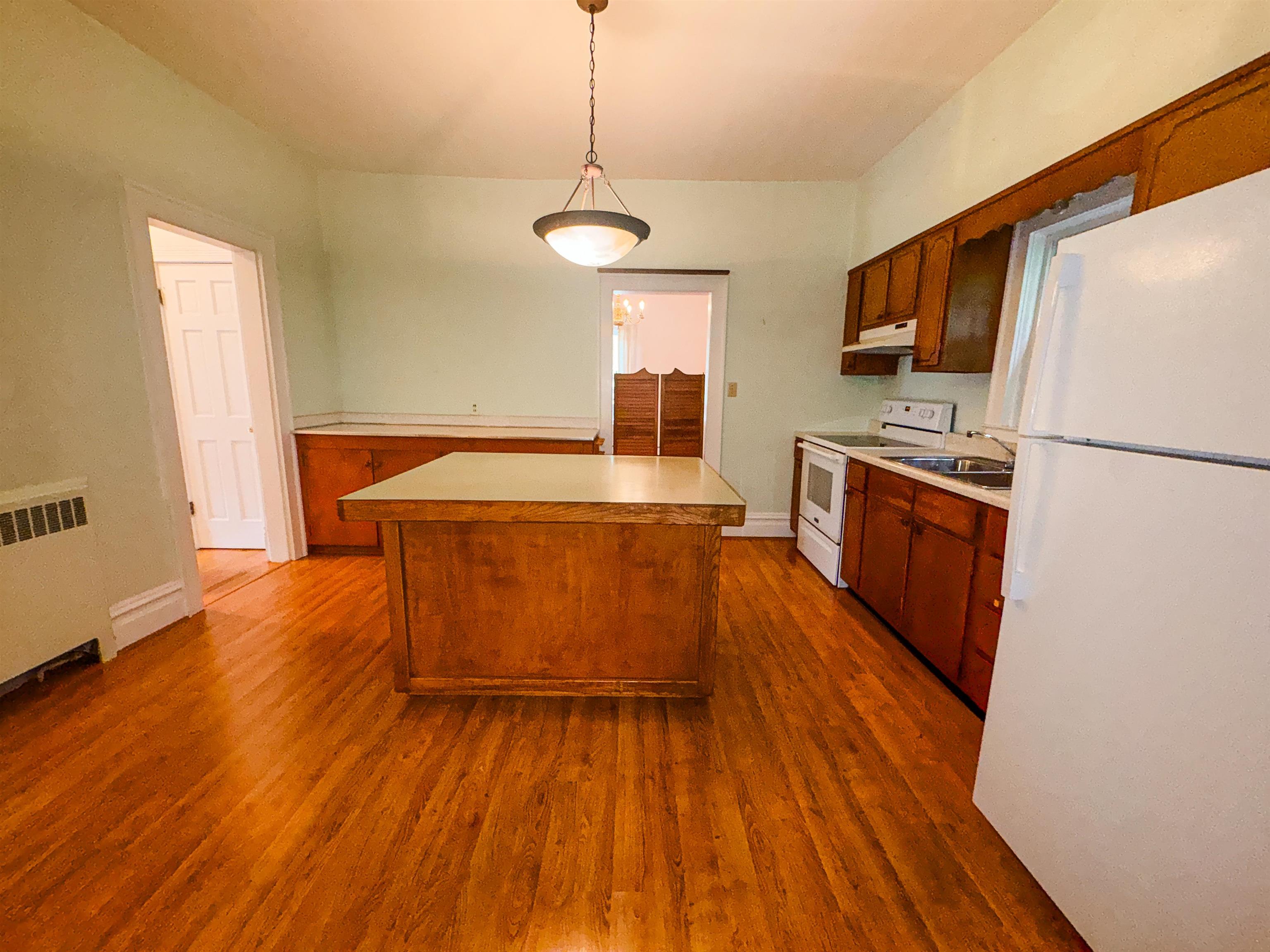 5290 SAM SNEAD HWY, HOT SPRINGS, Virginia 24445, 3 Bedrooms Bedrooms, ,1 BathroomBathrooms,Residential,5290 SAM SNEAD HWY,681355 MLS # 681355 5290 SAM SNEAD HWY, HOT SPRINGS, Virginia 24445, 3 Bedrooms Bedrooms, ,1 BathroomBathrooms,Residential,5290 SAM SNEAD HWY,681355 MLS # 681355