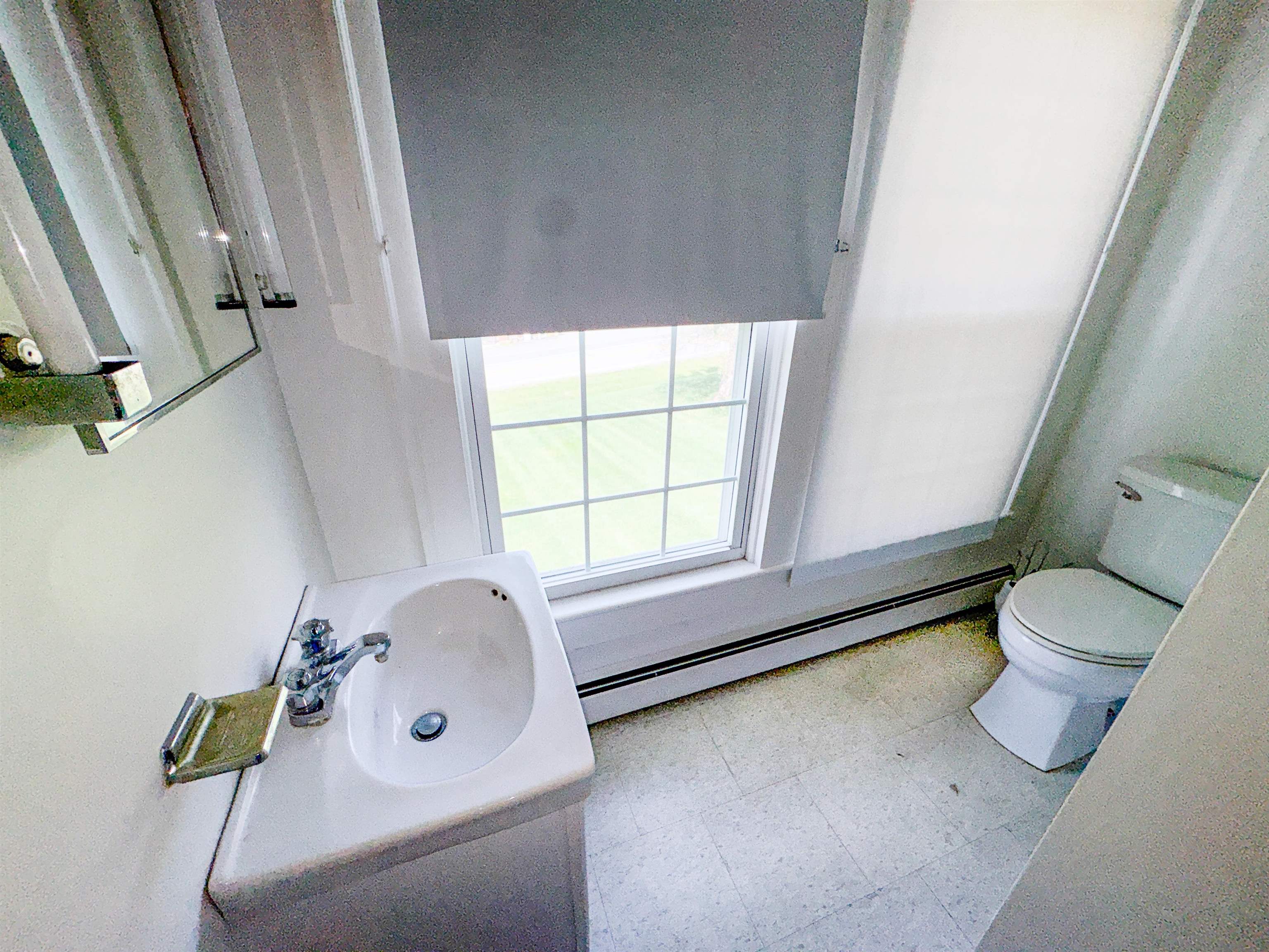 5290 SAM SNEAD HWY, HOT SPRINGS, Virginia 24445, 3 Bedrooms Bedrooms, ,1 BathroomBathrooms,Residential,5290 SAM SNEAD HWY,681355 MLS # 681355 5290 SAM SNEAD HWY, HOT SPRINGS, Virginia 24445, 3 Bedrooms Bedrooms, ,1 BathroomBathrooms,Residential,5290 SAM SNEAD HWY,681355 MLS # 681355