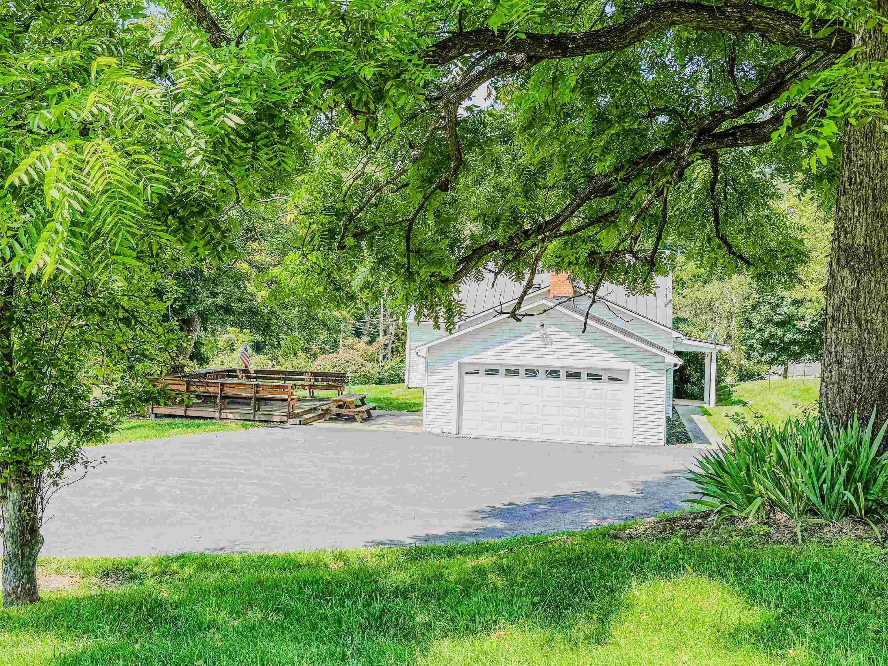 5290 SAM SNEAD HWY, HOT SPRINGS, Virginia 24445, 3 Bedrooms Bedrooms, ,1 BathroomBathrooms,Residential,5290 SAM SNEAD HWY,681355 MLS # 681355 5290 SAM SNEAD HWY, HOT SPRINGS, Virginia 24445, 3 Bedrooms Bedrooms, ,1 BathroomBathrooms,Residential,5290 SAM SNEAD HWY,681355 MLS # 681355