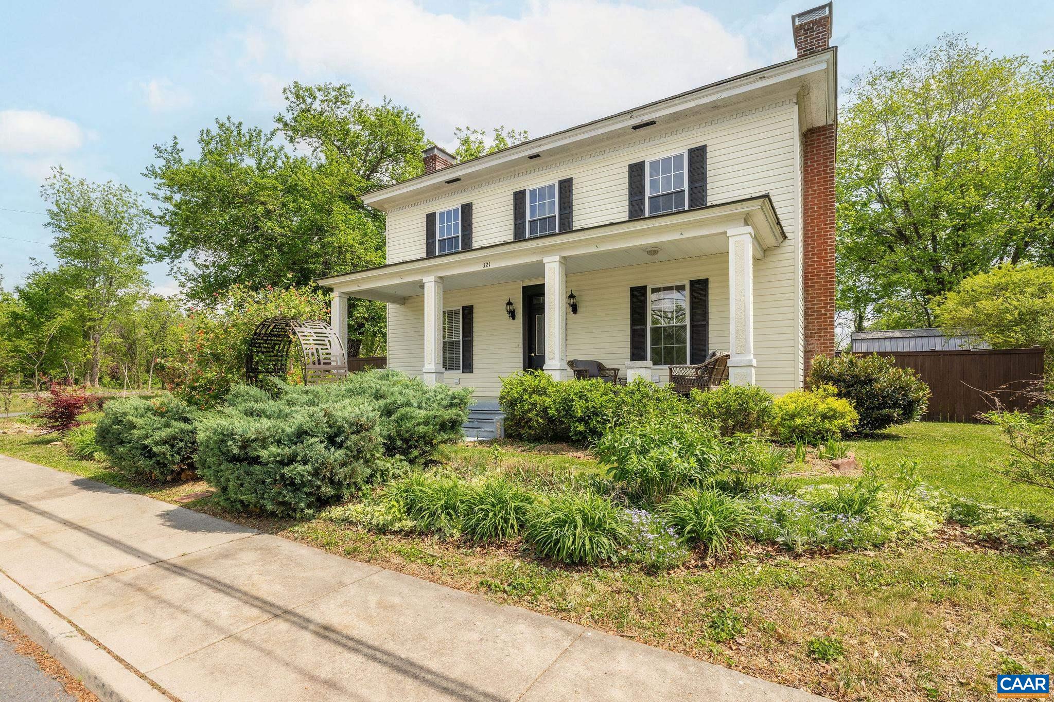321 EAST ST, GORDONSVILLE, Virginia 22942, 3 Bedrooms Bedrooms, ,2 BathroomsBathrooms,Residential,The Richard Harris House,321 EAST ST,676520 MLS # 676520 321 EAST ST, GORDONSVILLE, Virginia 22942, 3 Bedrooms Bedrooms, ,2 BathroomsBathrooms,Residential,The Richard Harris House,321 EAST ST,676520 MLS # 676520