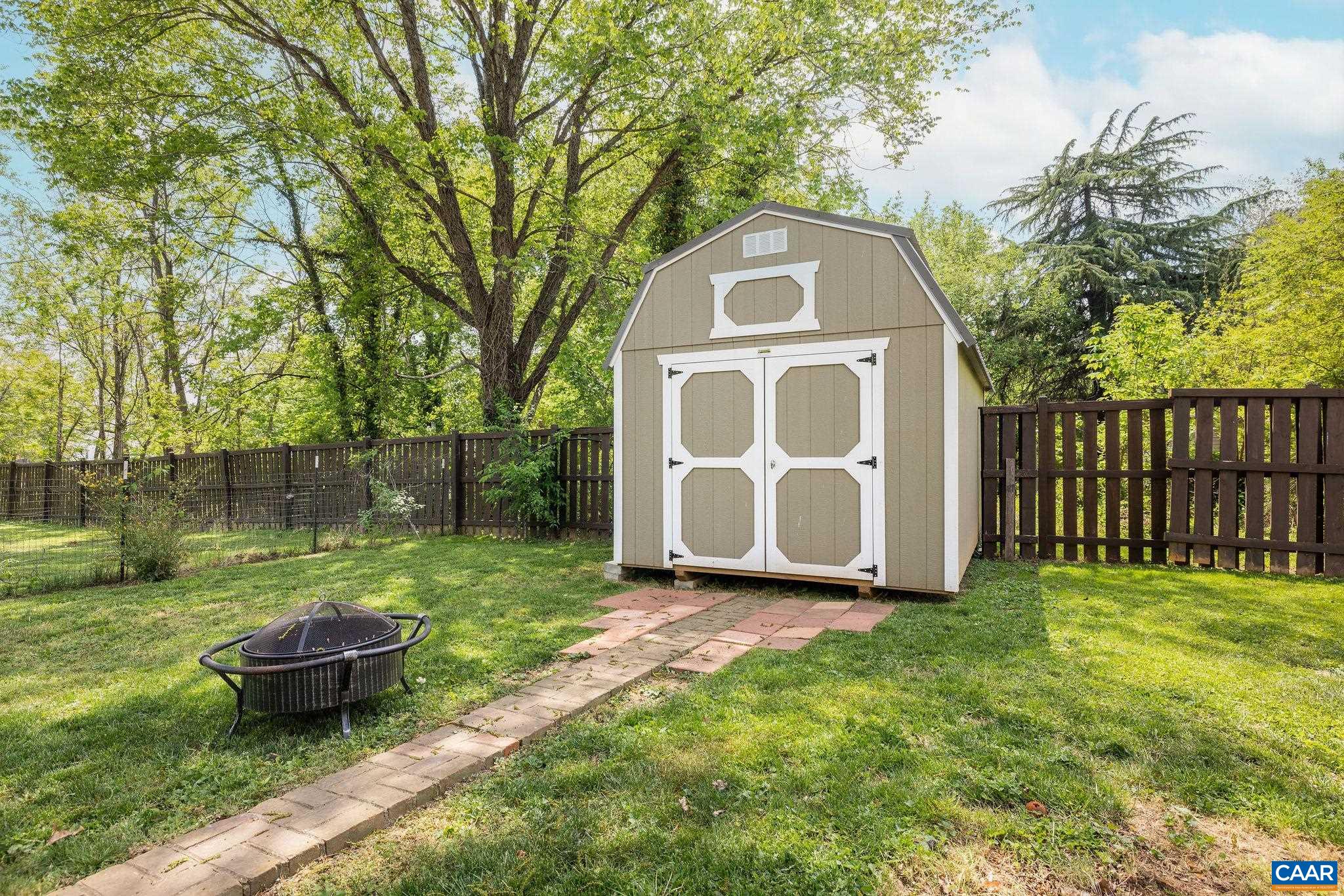 321 EAST ST, GORDONSVILLE, Virginia 22942, 3 Bedrooms Bedrooms, ,2 BathroomsBathrooms,Residential,The Richard Harris House,321 EAST ST,676520 MLS # 676520 321 EAST ST, GORDONSVILLE, Virginia 22942, 3 Bedrooms Bedrooms, ,2 BathroomsBathrooms,Residential,The Richard Harris House,321 EAST ST,676520 MLS # 676520