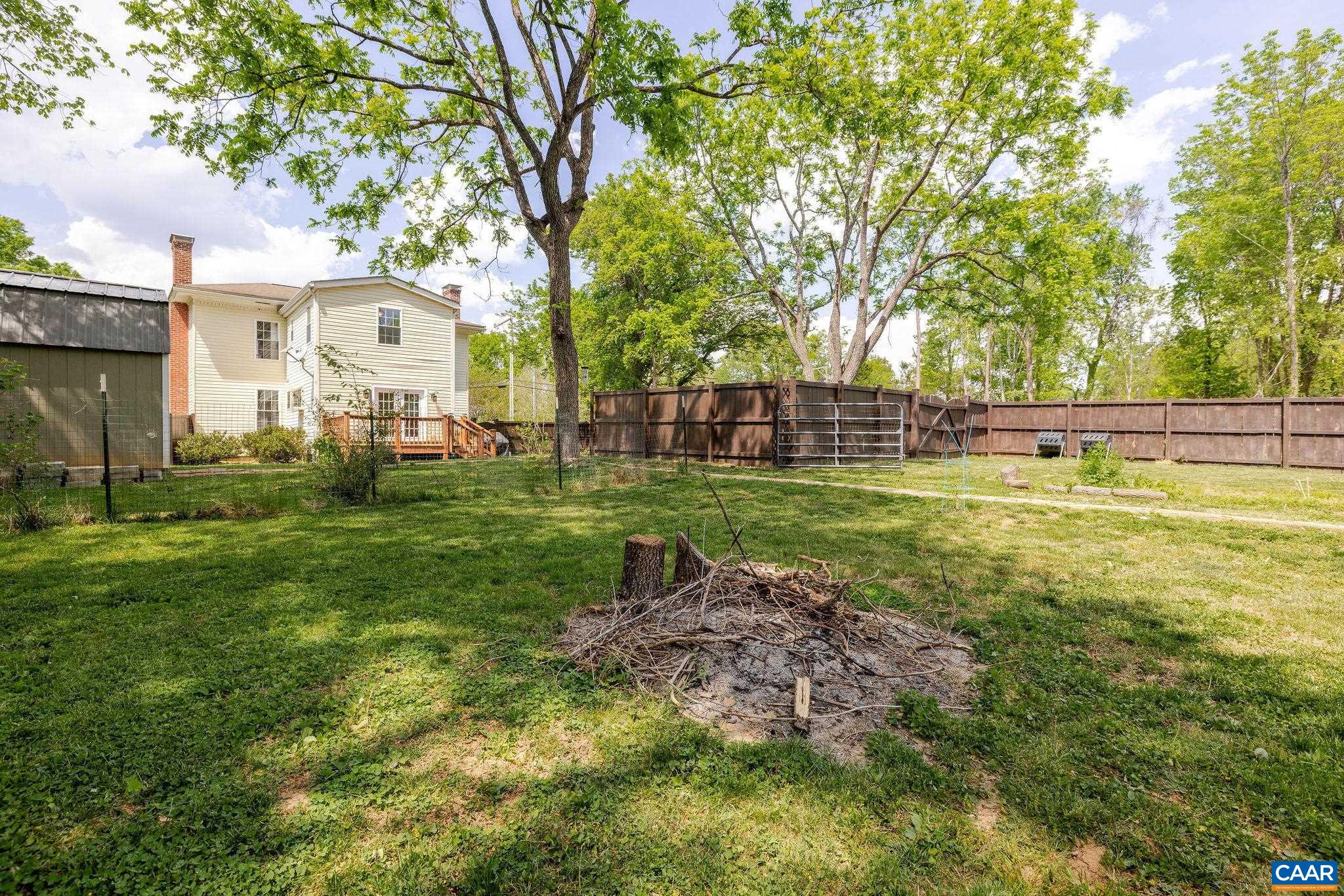 321 EAST ST, GORDONSVILLE, Virginia 22942, 3 Bedrooms Bedrooms, ,2 BathroomsBathrooms,Residential,The Richard Harris House,321 EAST ST,676520 MLS # 676520 321 EAST ST, GORDONSVILLE, Virginia 22942, 3 Bedrooms Bedrooms, ,2 BathroomsBathrooms,Residential,The Richard Harris House,321 EAST ST,676520 MLS # 676520