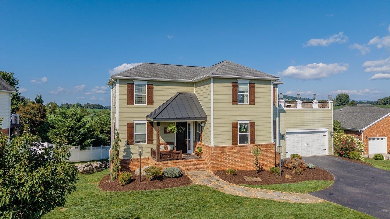 3525 WHITE OAK DR, ROCKINGHAM, Virginia 22801, 5 Bedrooms Bedrooms, ,3 BathroomsBathrooms,Residential,3525 WHITE OAK DR,681193 MLS # 681193