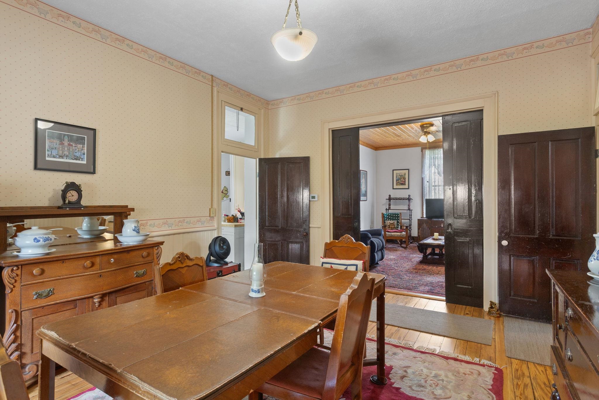 271 S LIBERTY ST, HARRISONBURG, Virginia 22801, 4 Bedrooms Bedrooms, ,2 BathroomsBathrooms,Residential,Quadrant 4 WS S Liberty St,271 S LIBERTY ST,681361 MLS # 681361