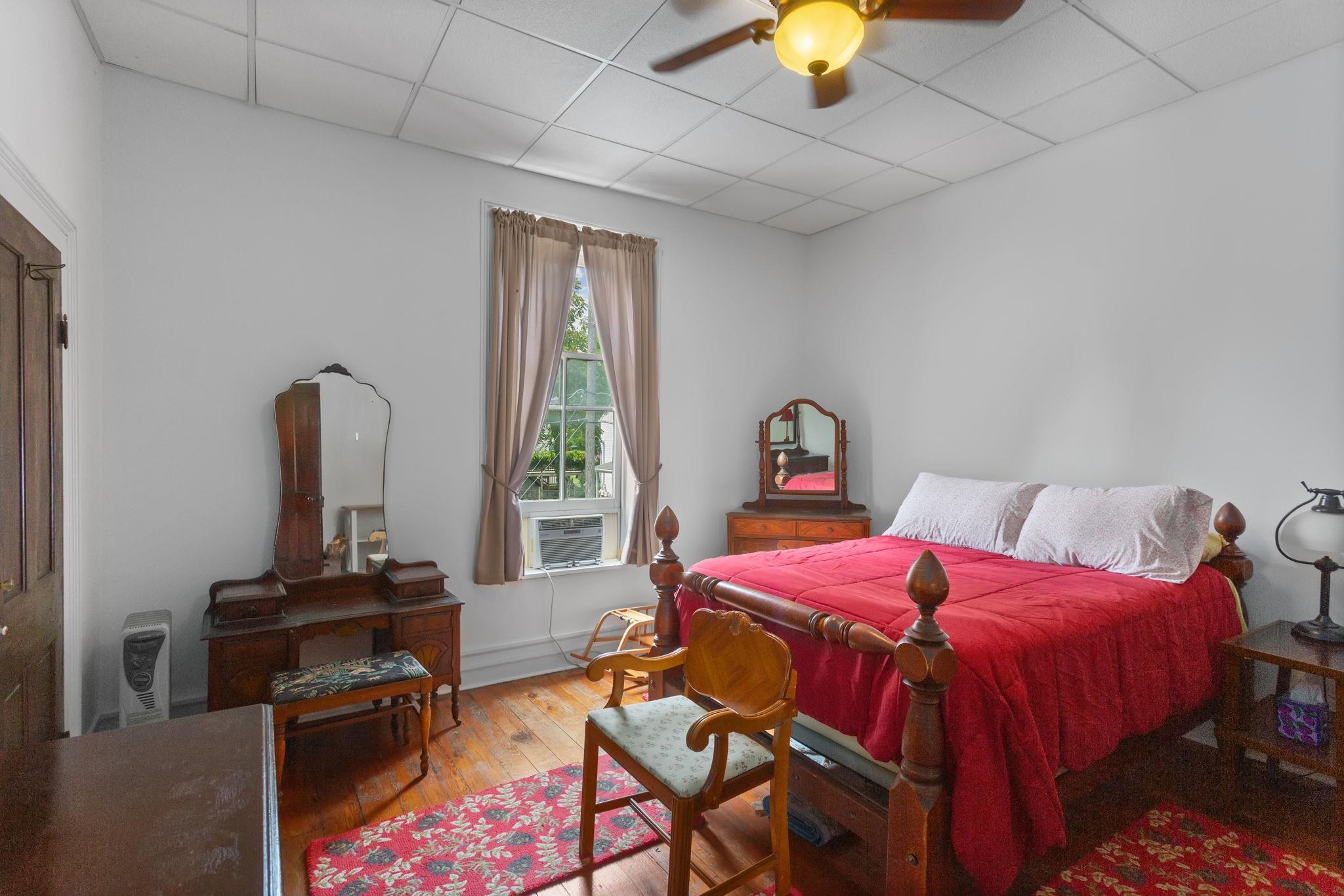 271 S LIBERTY ST, HARRISONBURG, Virginia 22801, 4 Bedrooms Bedrooms, ,2 BathroomsBathrooms,Residential,Quadrant 4 WS S Liberty St,271 S LIBERTY ST,681361 MLS # 681361
