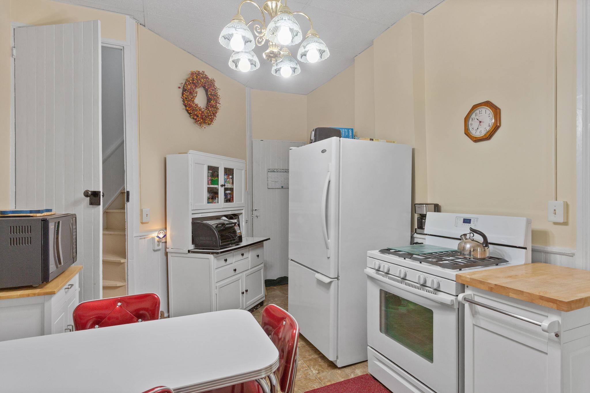 271 S LIBERTY ST, HARRISONBURG, Virginia 22801, 4 Bedrooms Bedrooms, ,2 BathroomsBathrooms,Residential,Quadrant 4 WS S Liberty St,271 S LIBERTY ST,681361 MLS # 681361