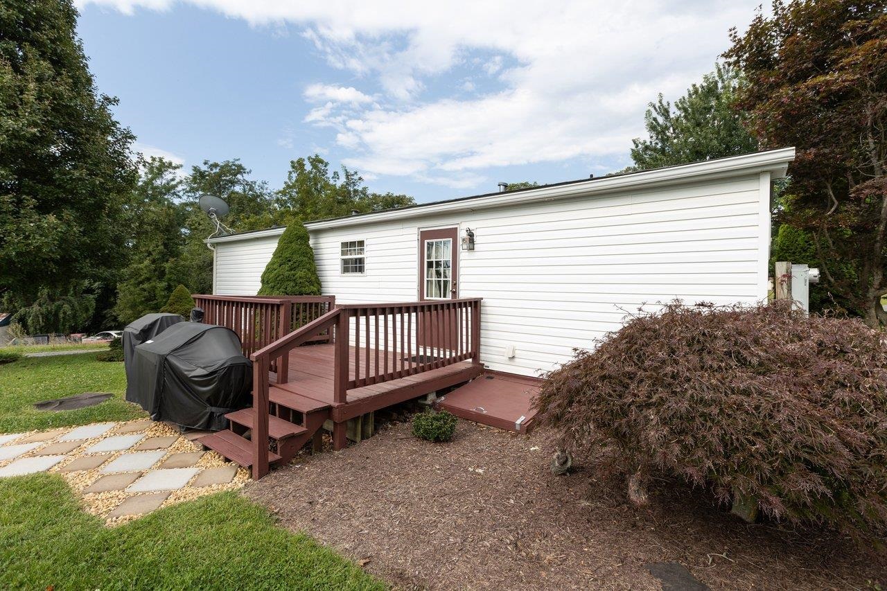10454 MT ZION RD, LINVILLE, Virginia 22834, 3 Bedrooms Bedrooms, ,2 BathroomsBathrooms,Residential,10454 MT ZION RD,681364 MLS # 681364