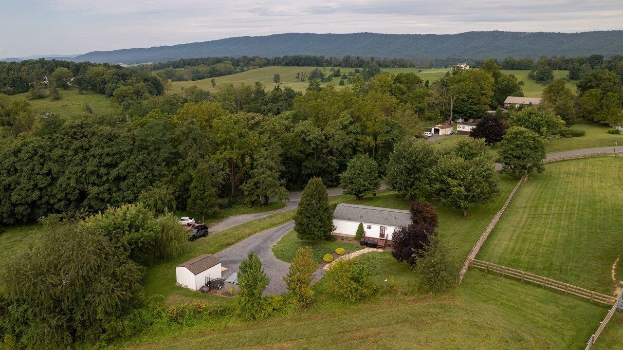 10454 MT ZION RD, LINVILLE, Virginia 22834, 3 Bedrooms Bedrooms, ,2 BathroomsBathrooms,Residential,10454 MT ZION RD,681364 MLS # 681364