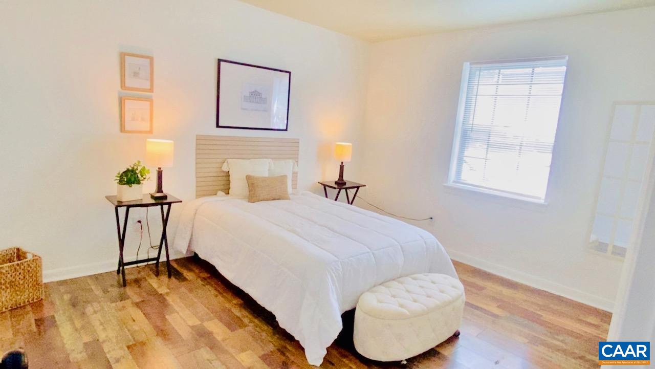 840 RUNNEL CT, CHARLOTTESVILLE, Virginia 22901, 2 Bedrooms Bedrooms, ,1 BathroomBathrooms,Residential,840 RUNNEL CT,681365 MLS # 681365 840 RUNNEL CT, CHARLOTTESVILLE, Virginia 22901, 2 Bedrooms Bedrooms, ,1 BathroomBathrooms,Residential,840 RUNNEL CT,681365 MLS # 681365