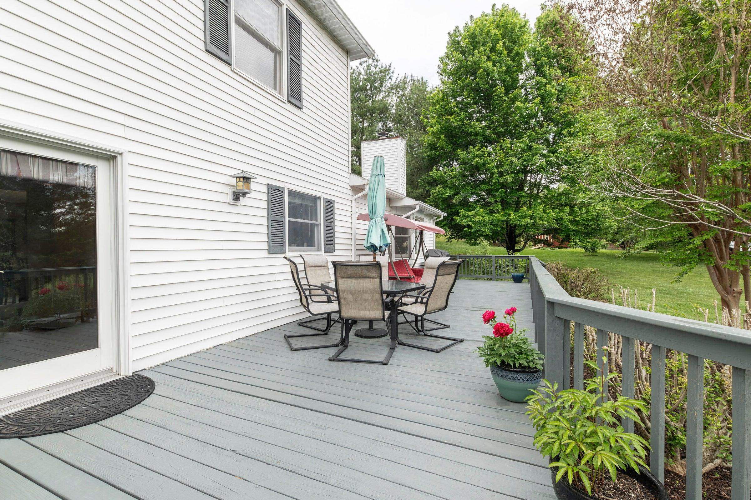 Have your morning coffee on the walk-out deck. Have your morning coffee on the walk-out deck.
