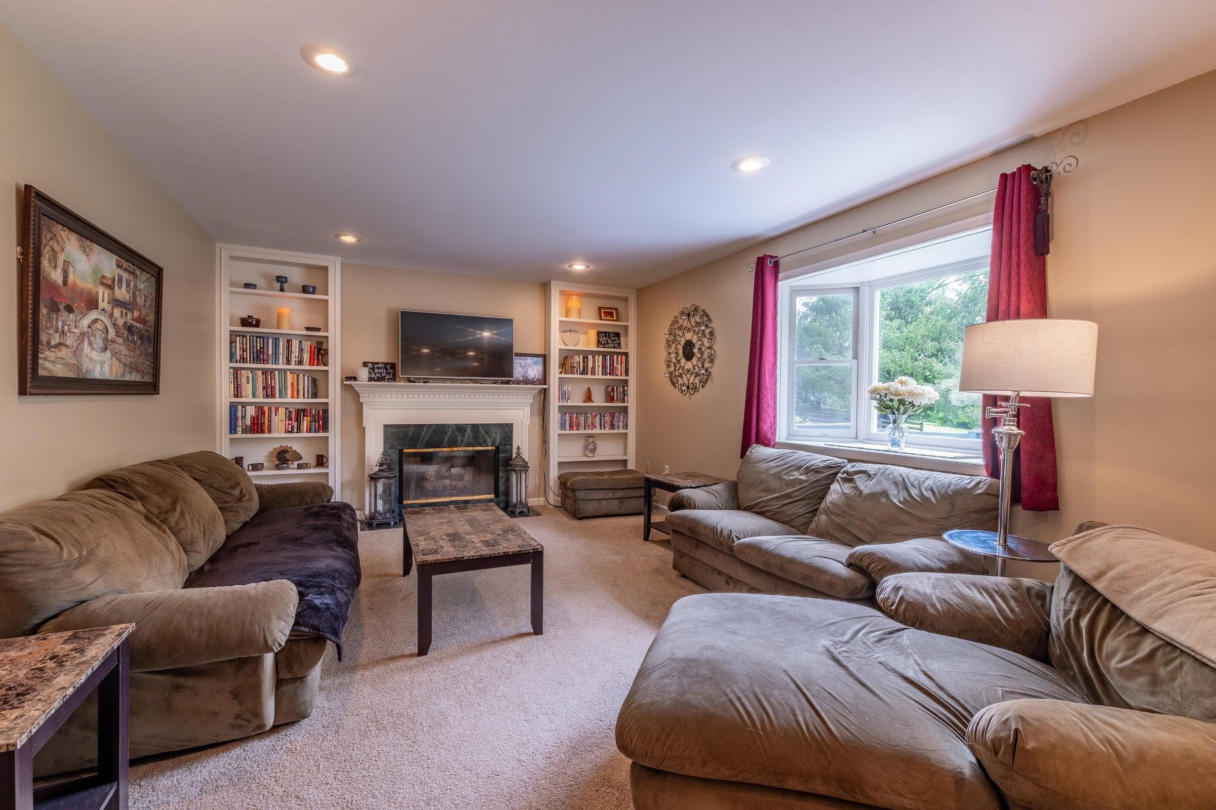 Relax in the family room, right off the kitchen. Relax in the family room, right off the kitchen.