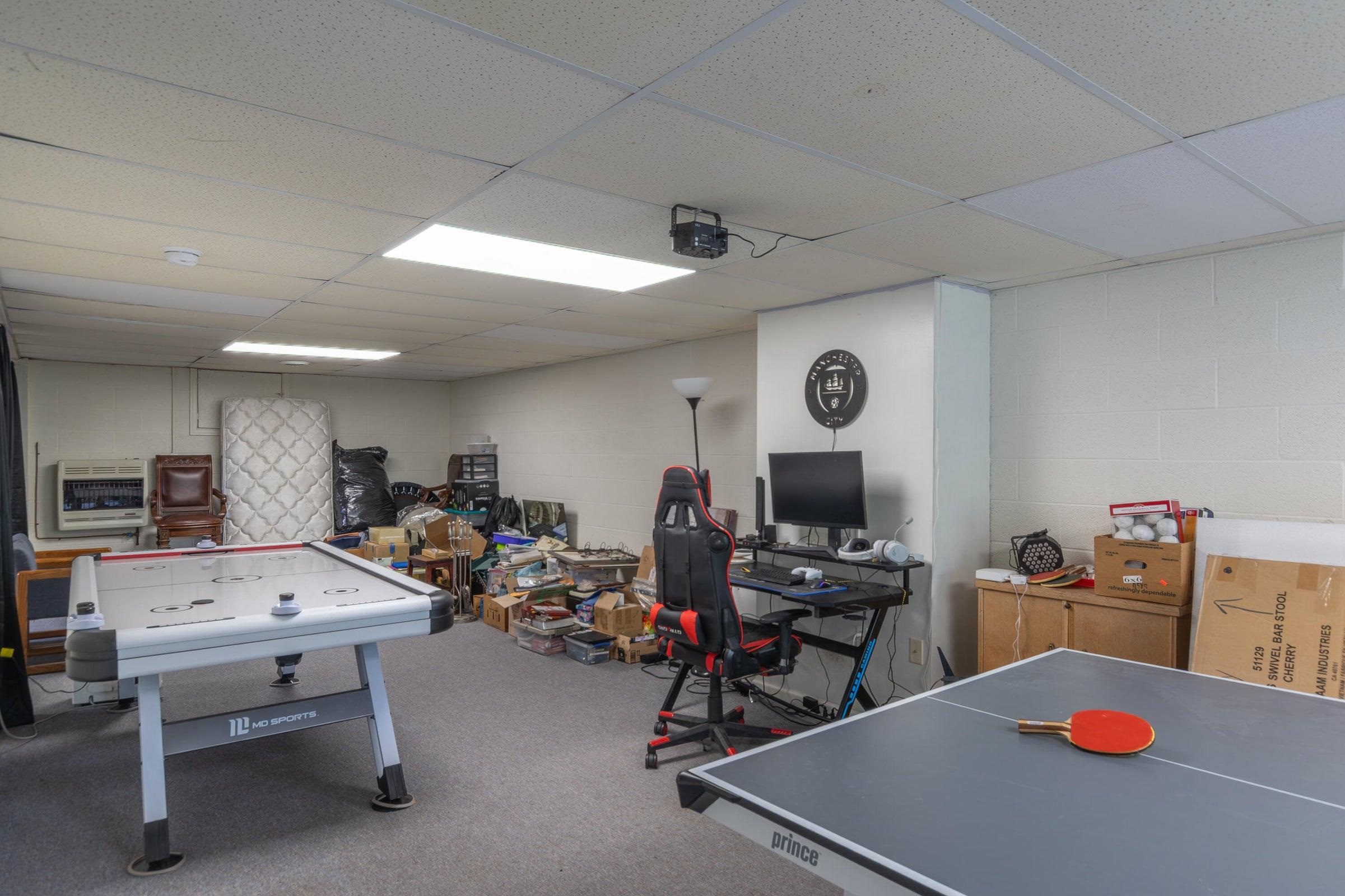 Walkout basement provides space for games and parties. Walkout basement provides space for games and parties.