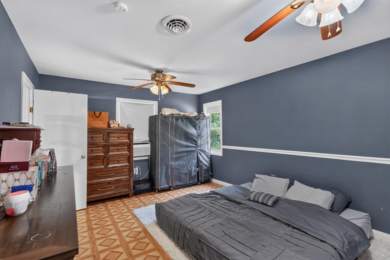 1200 WAHNONA AVE, SHENANDOAH, Virginia 22849, 3 Bedrooms Bedrooms, ,1 BathroomBathrooms,Residential,1200 WAHNONA AVE,679272 MLS # 679272 1200 WAHNONA AVE, SHENANDOAH, Virginia 22849, 3 Bedrooms Bedrooms, ,1 BathroomBathrooms,Residential,1200 WAHNONA AVE,679272 MLS # 679272