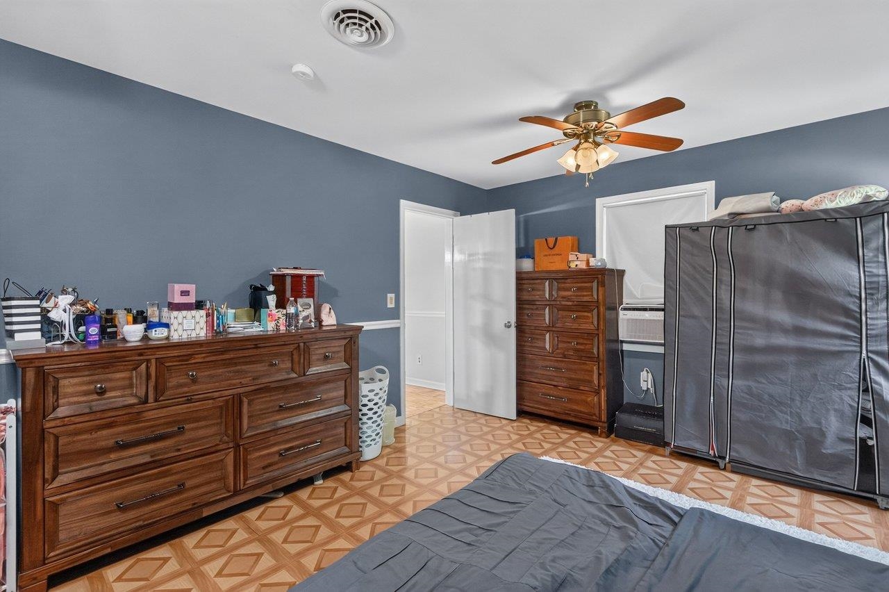 1200 WAHNONA AVE, SHENANDOAH, Virginia 22849, 3 Bedrooms Bedrooms, ,1 BathroomBathrooms,Residential,1200 WAHNONA AVE,679272 MLS # 679272 1200 WAHNONA AVE, SHENANDOAH, Virginia 22849, 3 Bedrooms Bedrooms, ,1 BathroomBathrooms,Residential,1200 WAHNONA AVE,679272 MLS # 679272