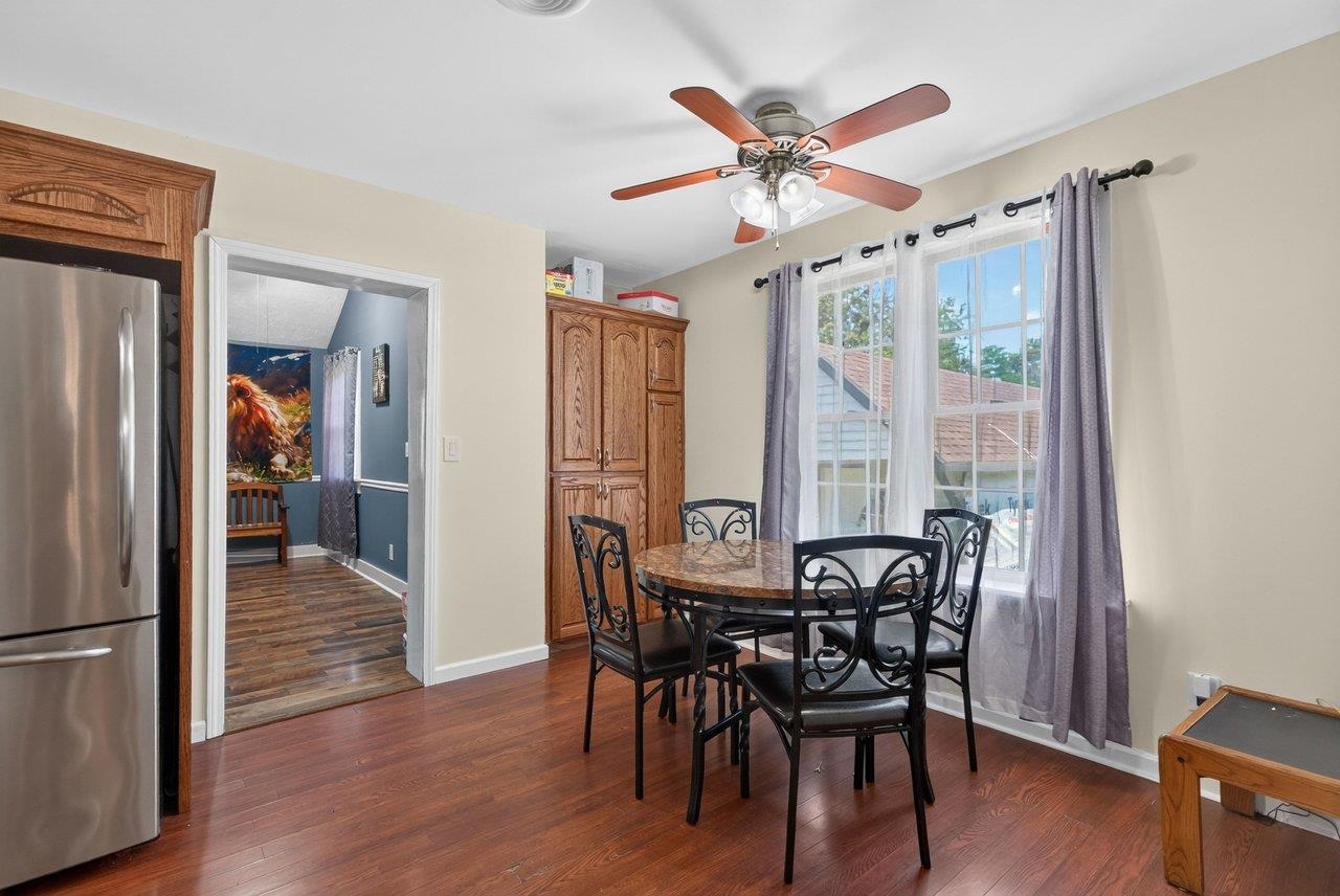 1200 WAHNONA AVE, SHENANDOAH, Virginia 22849, 3 Bedrooms Bedrooms, ,1 BathroomBathrooms,Residential,1200 WAHNONA AVE,679272 MLS # 679272 1200 WAHNONA AVE, SHENANDOAH, Virginia 22849, 3 Bedrooms Bedrooms, ,1 BathroomBathrooms,Residential,1200 WAHNONA AVE,679272 MLS # 679272