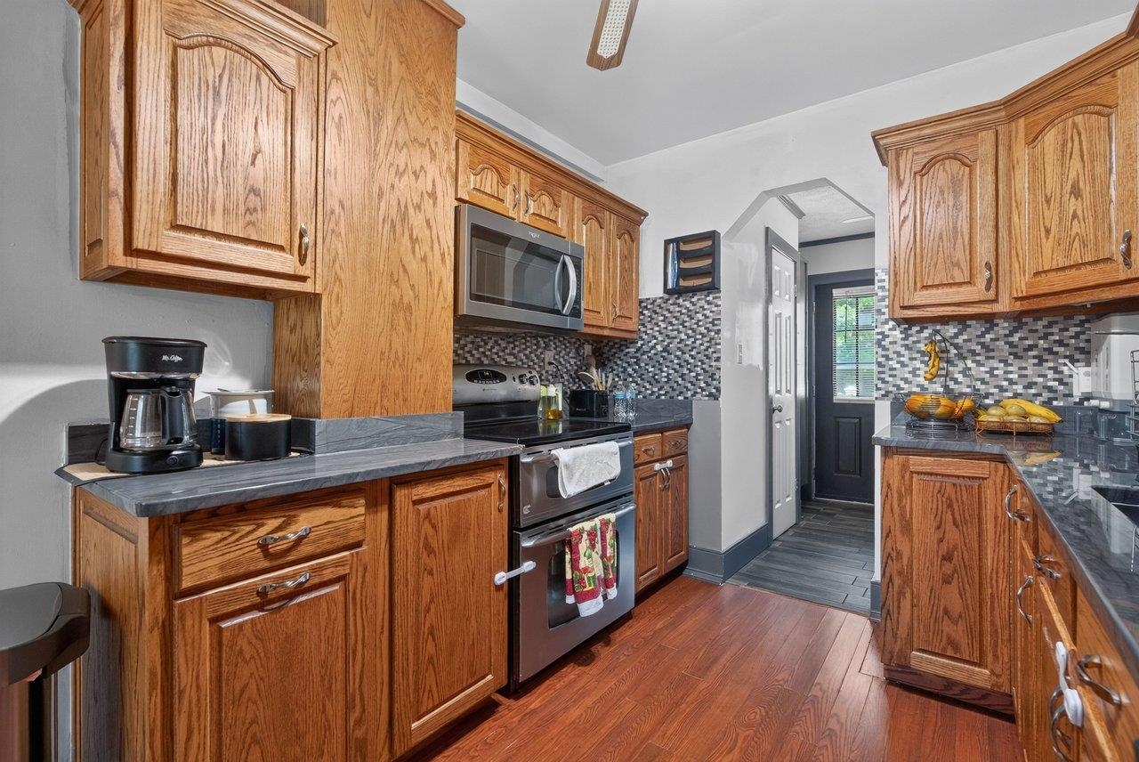 1200 WAHNONA AVE, SHENANDOAH, Virginia 22849, 3 Bedrooms Bedrooms, ,1 BathroomBathrooms,Residential,1200 WAHNONA AVE,679272 MLS # 679272 1200 WAHNONA AVE, SHENANDOAH, Virginia 22849, 3 Bedrooms Bedrooms, ,1 BathroomBathrooms,Residential,1200 WAHNONA AVE,679272 MLS # 679272