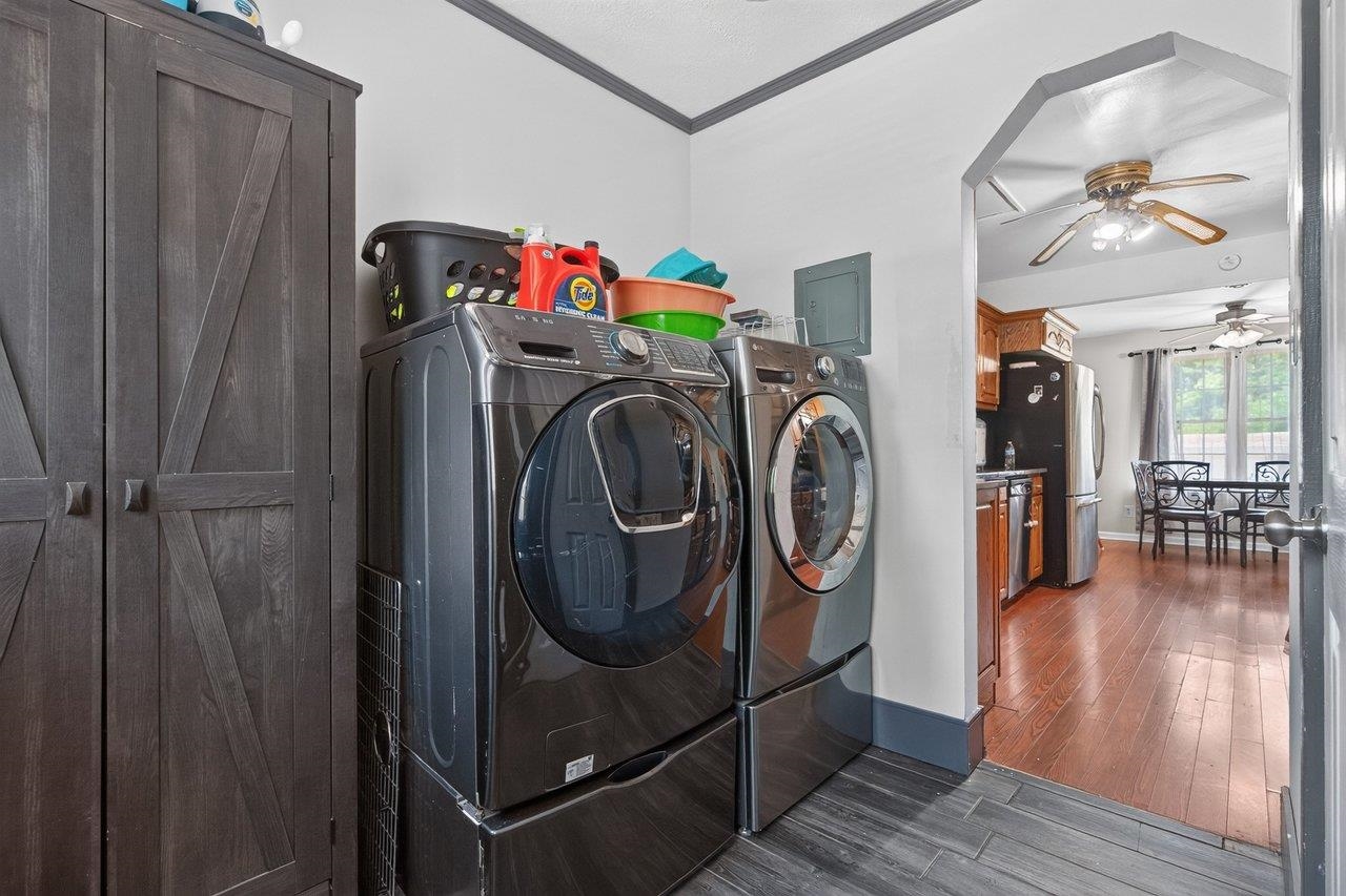 1200 WAHNONA AVE, SHENANDOAH, Virginia 22849, 3 Bedrooms Bedrooms, ,1 BathroomBathrooms,Residential,1200 WAHNONA AVE,679272 MLS # 679272 1200 WAHNONA AVE, SHENANDOAH, Virginia 22849, 3 Bedrooms Bedrooms, ,1 BathroomBathrooms,Residential,1200 WAHNONA AVE,679272 MLS # 679272