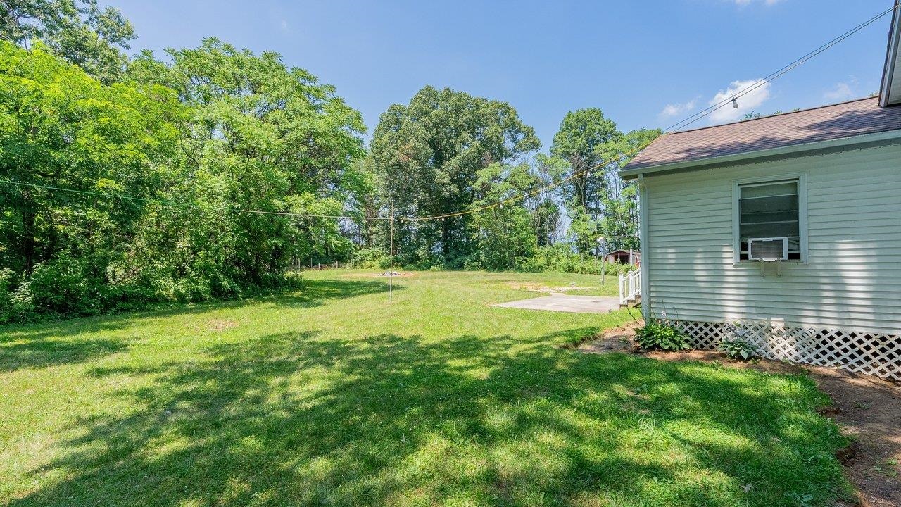 1200 WAHNONA AVE, SHENANDOAH, Virginia 22849, 3 Bedrooms Bedrooms, ,1 BathroomBathrooms,Residential,1200 WAHNONA AVE,679272 MLS # 679272 1200 WAHNONA AVE, SHENANDOAH, Virginia 22849, 3 Bedrooms Bedrooms, ,1 BathroomBathrooms,Residential,1200 WAHNONA AVE,679272 MLS # 679272