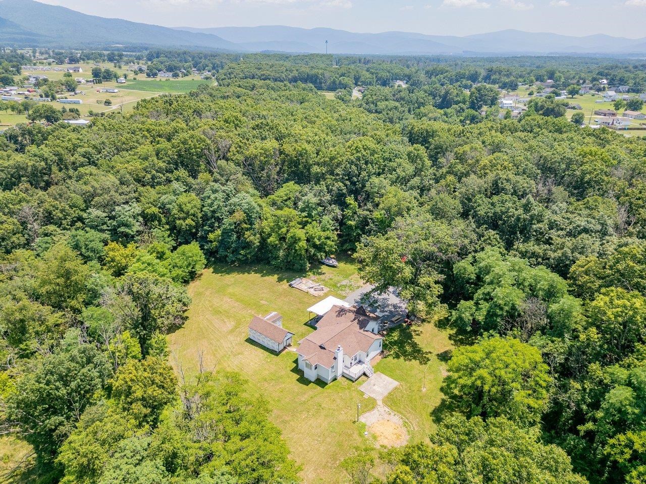 1200 WAHNONA AVE, SHENANDOAH, Virginia 22849, 3 Bedrooms Bedrooms, ,1 BathroomBathrooms,Residential,1200 WAHNONA AVE,679272 MLS # 679272 1200 WAHNONA AVE, SHENANDOAH, Virginia 22849, 3 Bedrooms Bedrooms, ,1 BathroomBathrooms,Residential,1200 WAHNONA AVE,679272 MLS # 679272