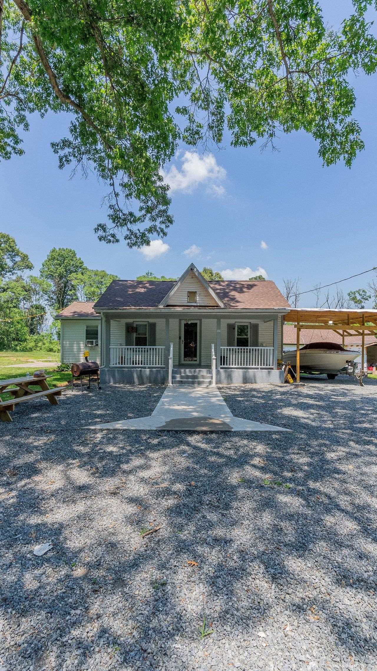 1200 WAHNONA AVE, SHENANDOAH, Virginia 22849, 3 Bedrooms Bedrooms, ,1 BathroomBathrooms,Residential,1200 WAHNONA AVE,679272 MLS # 679272 1200 WAHNONA AVE, SHENANDOAH, Virginia 22849, 3 Bedrooms Bedrooms, ,1 BathroomBathrooms,Residential,1200 WAHNONA AVE,679272 MLS # 679272