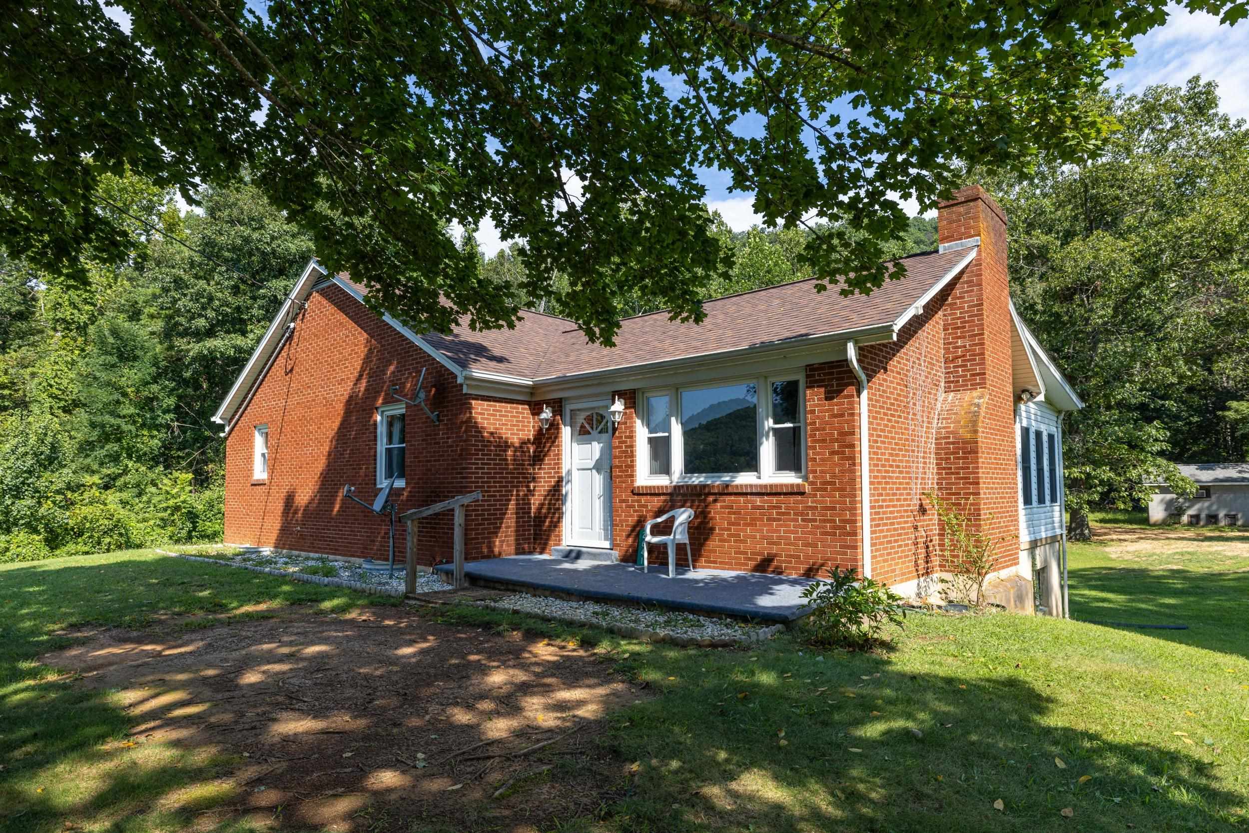 2641 DRY RUN RD, LURAY, Virginia 22835, 2 Bedrooms Bedrooms, ,1 BathroomBathrooms,Residential,2641 DRY RUN RD,681417 MLS # 681417
