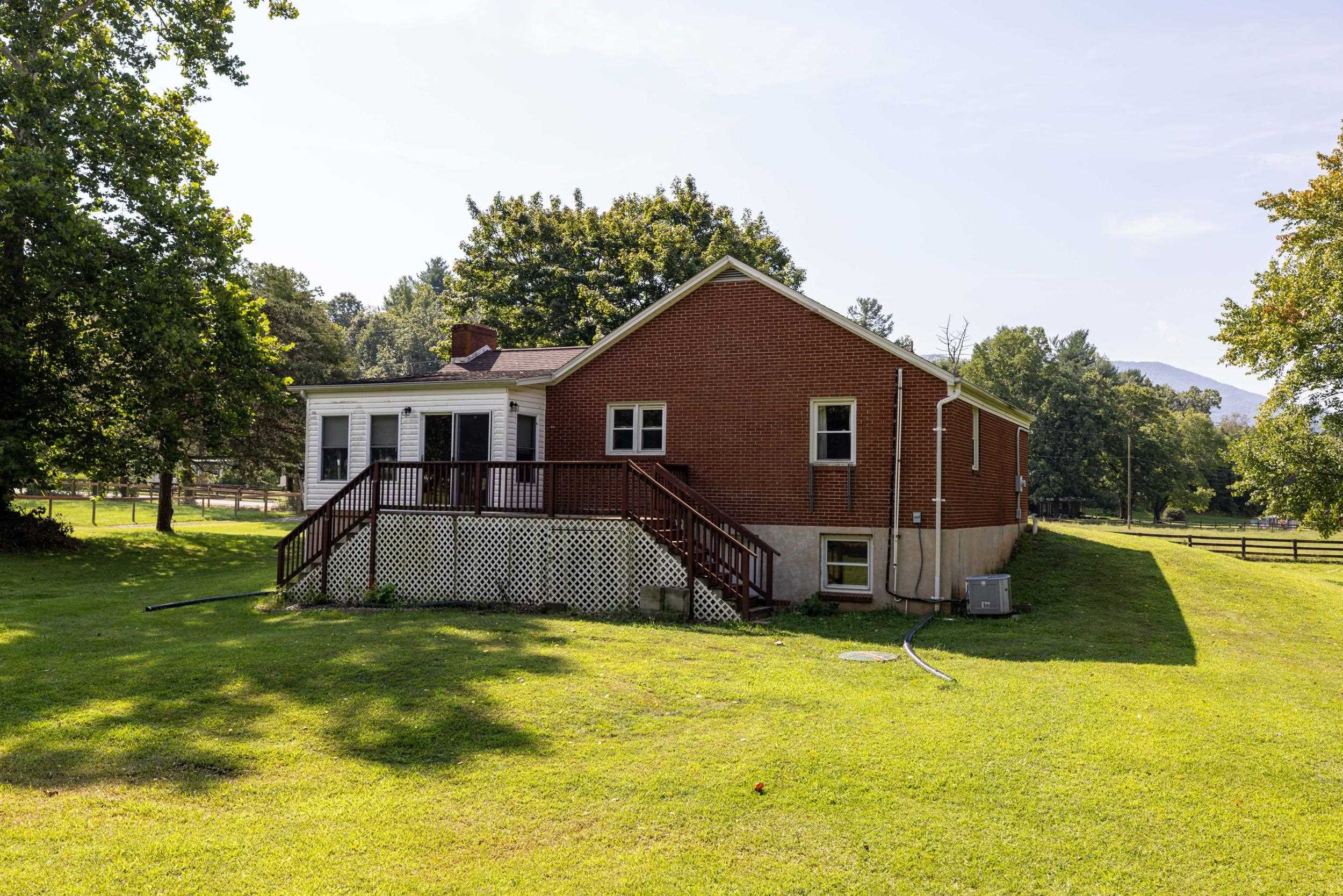 2641 DRY RUN RD, LURAY, Virginia 22835, 2 Bedrooms Bedrooms, ,1 BathroomBathrooms,Residential,2641 DRY RUN RD,681417 MLS # 681417