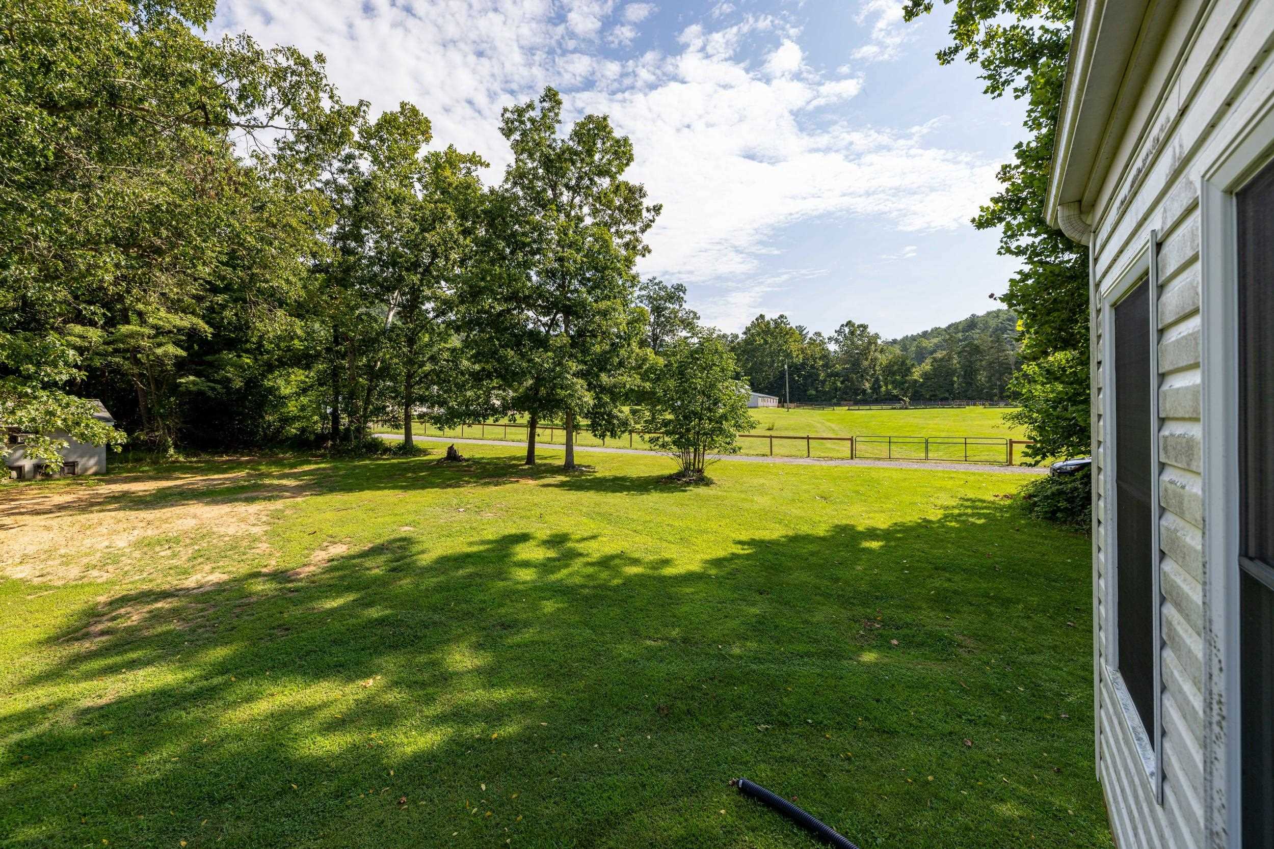 2641 DRY RUN RD, LURAY, Virginia 22835, 2 Bedrooms Bedrooms, ,1 BathroomBathrooms,Residential,2641 DRY RUN RD,681417 MLS # 681417