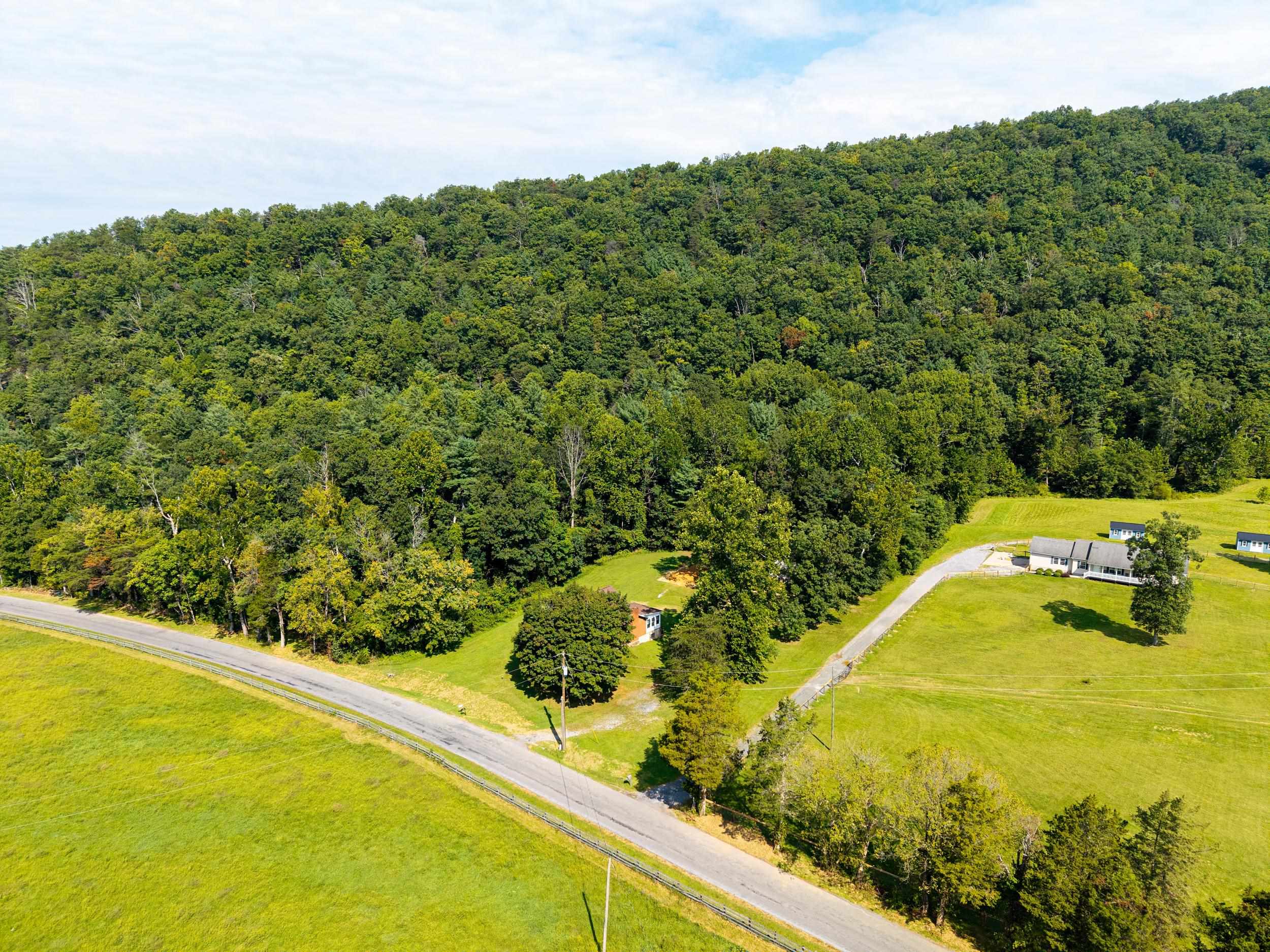 2641 DRY RUN RD, LURAY, Virginia 22835, 2 Bedrooms Bedrooms, ,1 BathroomBathrooms,Residential,2641 DRY RUN RD,681417 MLS # 681417