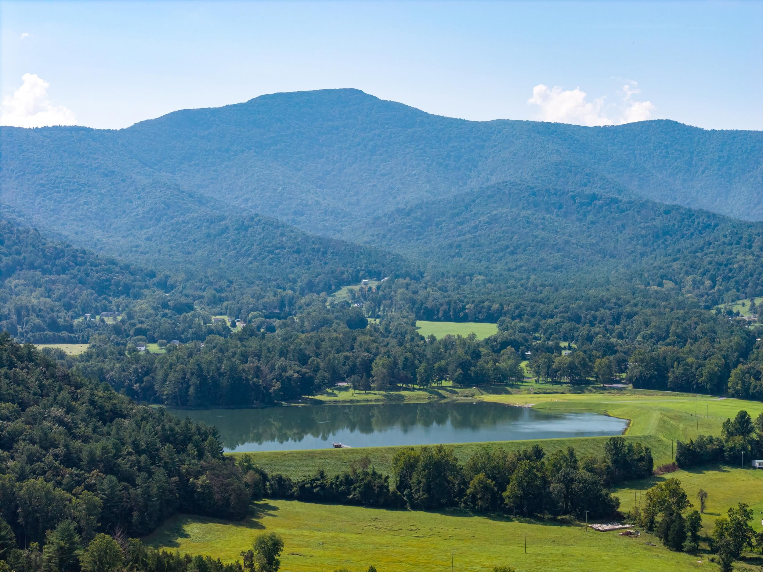 2641 DRY RUN RD, LURAY, Virginia 22835, 2 Bedrooms Bedrooms, ,1 BathroomBathrooms,Residential,2641 DRY RUN RD,681417 MLS # 681417