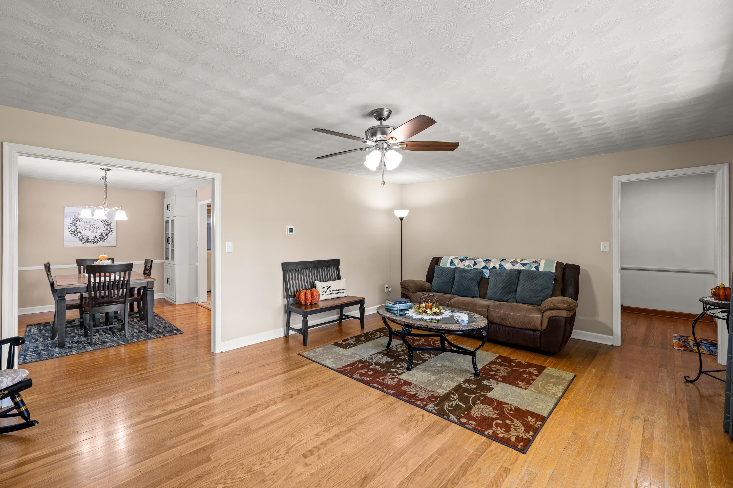 1259 HOWARDSVILLE RD, STAUNTON, Virginia 24401, 4 Bedrooms Bedrooms, ,2 BathroomsBathrooms,Residential,1259 HOWARDSVILLE RD,681418 MLS # 681418 1259 HOWARDSVILLE RD, STAUNTON, Virginia 24401, 4 Bedrooms Bedrooms, ,2 BathroomsBathrooms,Residential,1259 HOWARDSVILLE RD,681418 MLS # 681418