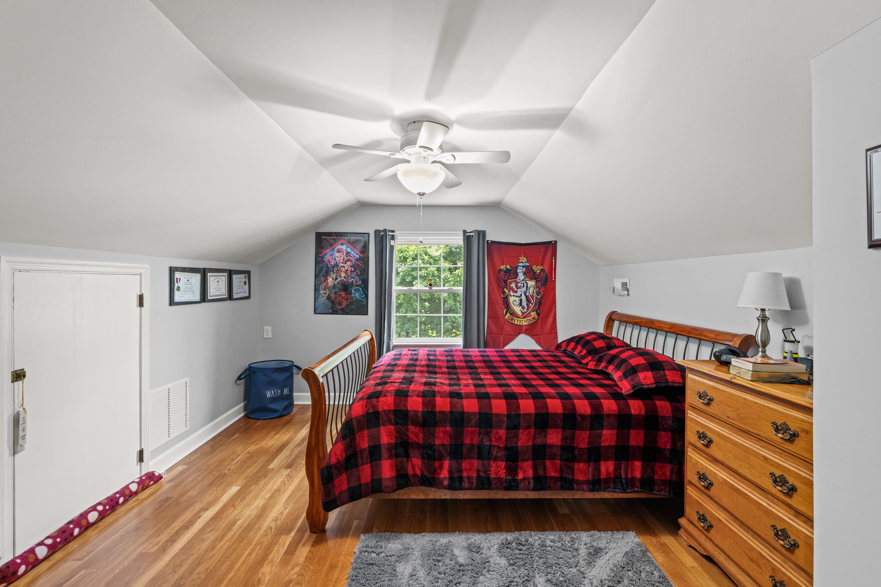 1259 HOWARDSVILLE RD, STAUNTON, Virginia 24401, 4 Bedrooms Bedrooms, ,2 BathroomsBathrooms,Residential,1259 HOWARDSVILLE RD,681418 MLS # 681418 1259 HOWARDSVILLE RD, STAUNTON, Virginia 24401, 4 Bedrooms Bedrooms, ,2 BathroomsBathrooms,Residential,1259 HOWARDSVILLE RD,681418 MLS # 681418