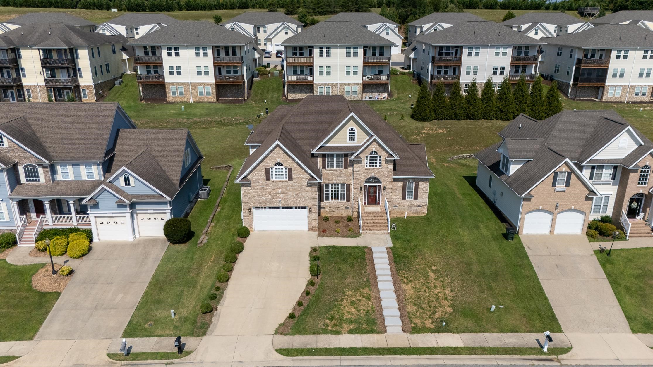 299 E WINDSOR DR, FISHERSVILLE, Virginia 22939, 5 Bedrooms Bedrooms, ,4 BathroomsBathrooms,Residential,299 E WINDSOR DR,681439 MLS # 681439 299 E WINDSOR DR, FISHERSVILLE, Virginia 22939, 5 Bedrooms Bedrooms, ,4 BathroomsBathrooms,Residential,299 E WINDSOR DR,681439 MLS # 681439