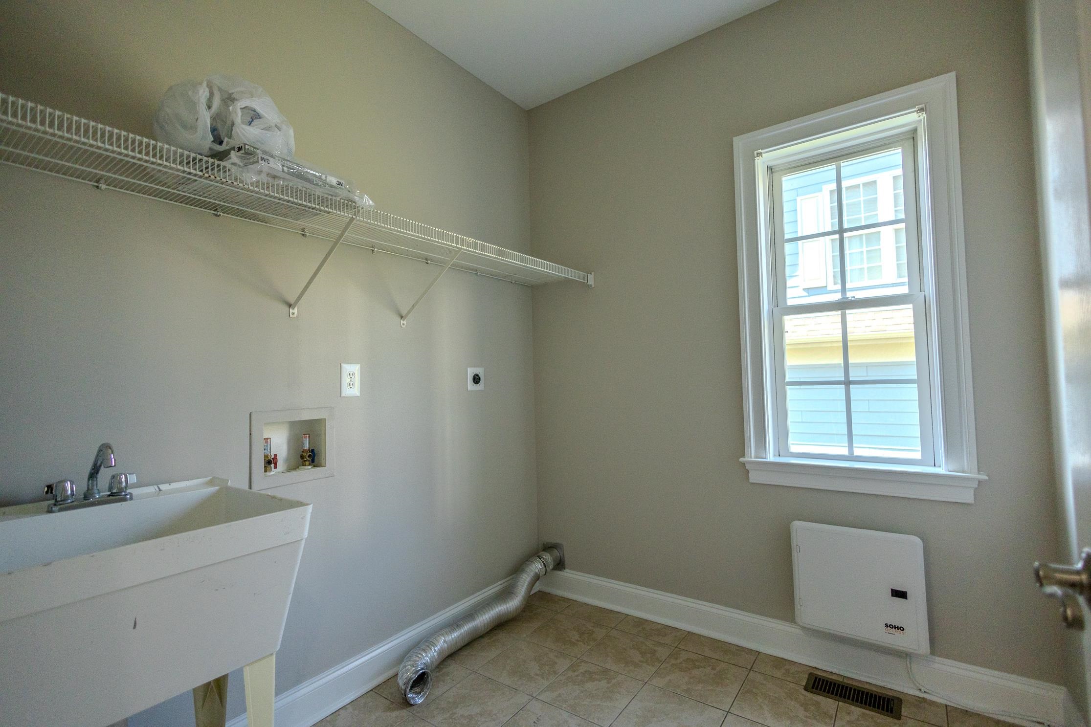 299 E WINDSOR DR, FISHERSVILLE, Virginia 22939, 5 Bedrooms Bedrooms, ,4 BathroomsBathrooms,Residential,299 E WINDSOR DR,681439 MLS # 681439 299 E WINDSOR DR, FISHERSVILLE, Virginia 22939, 5 Bedrooms Bedrooms, ,4 BathroomsBathrooms,Residential,299 E WINDSOR DR,681439 MLS # 681439