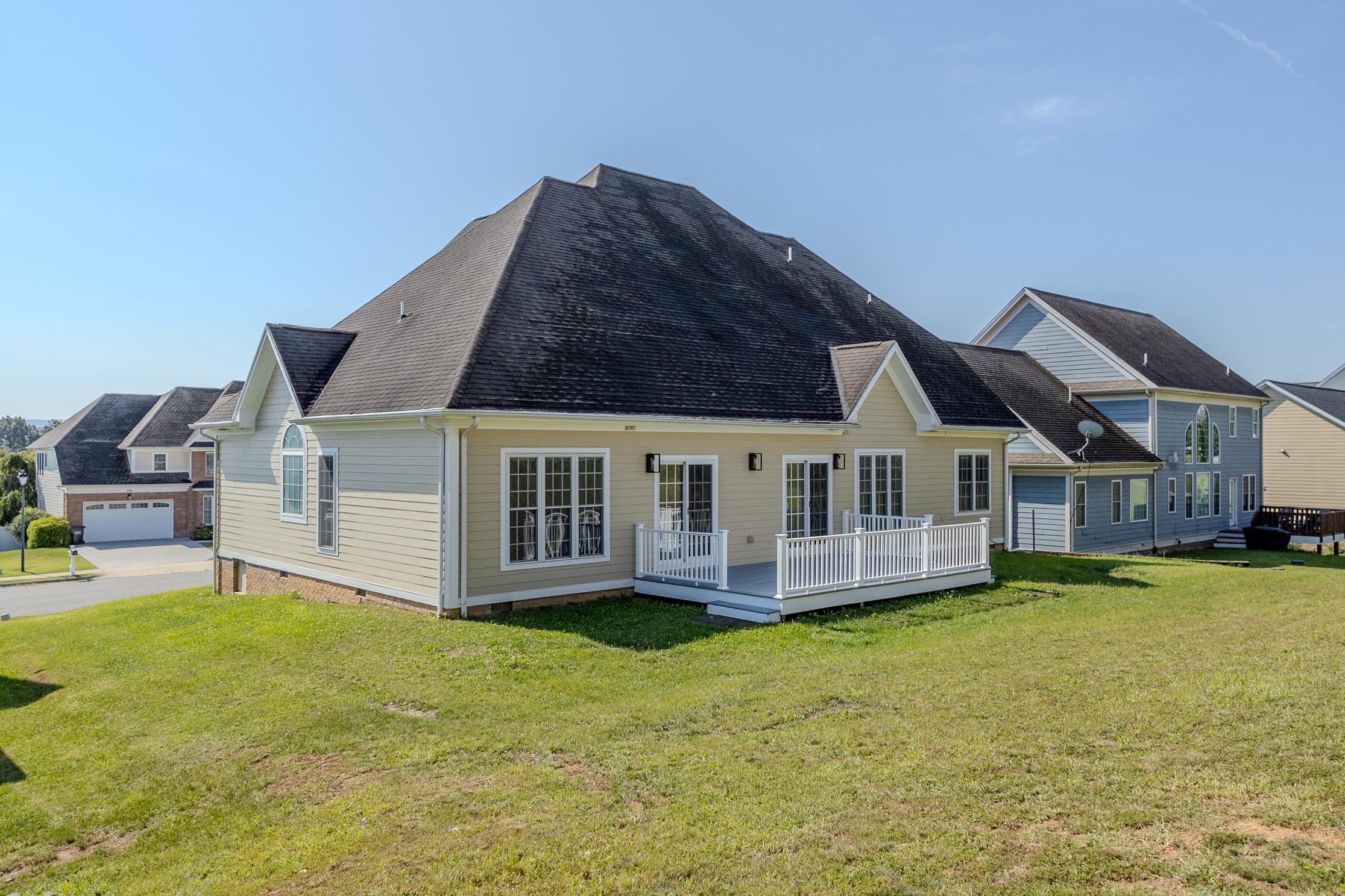 299 E WINDSOR DR, FISHERSVILLE, Virginia 22939, 5 Bedrooms Bedrooms, ,4 BathroomsBathrooms,Residential,299 E WINDSOR DR,681439 MLS # 681439 299 E WINDSOR DR, FISHERSVILLE, Virginia 22939, 5 Bedrooms Bedrooms, ,4 BathroomsBathrooms,Residential,299 E WINDSOR DR,681439 MLS # 681439